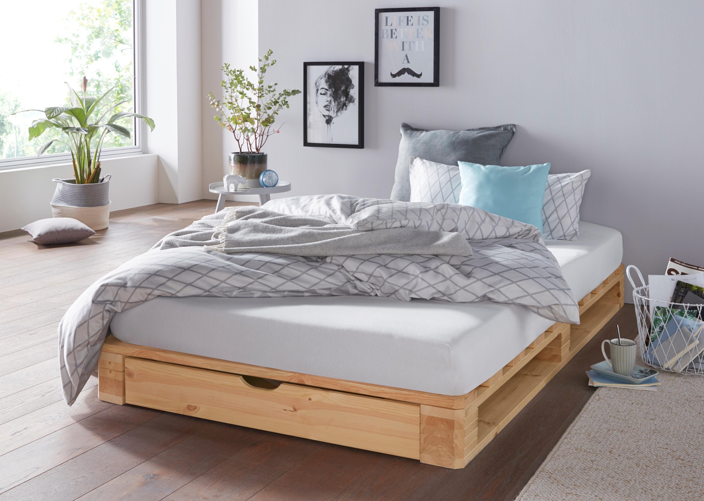 Home affaire Palettenbett »"ALASCO " BESTSELLER! Mit Schublade«, zertifiziertes Massivholz, erweiterbar zum Doppel- oder Familienbett