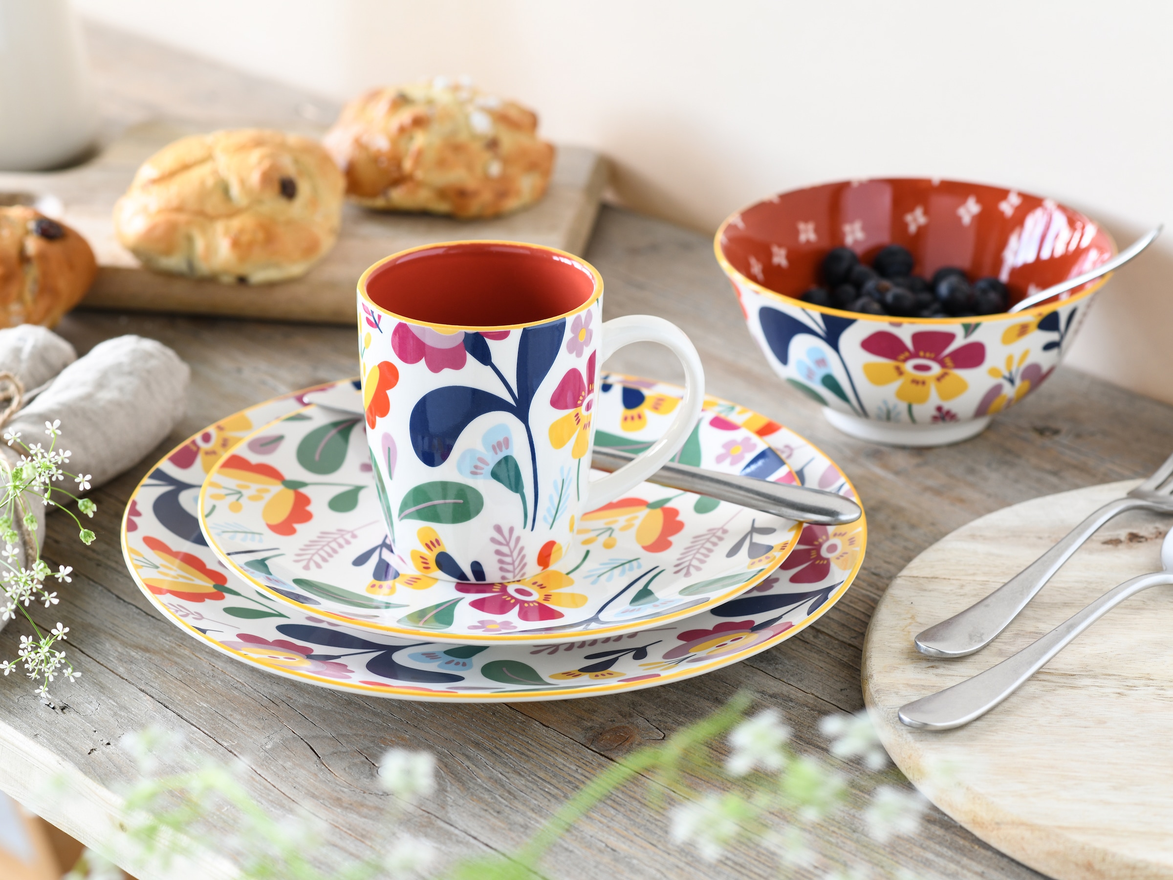 CreaTable Kombiservice »Folklore Bunt, Kombi-Service 16 tlg« Blumenmotive