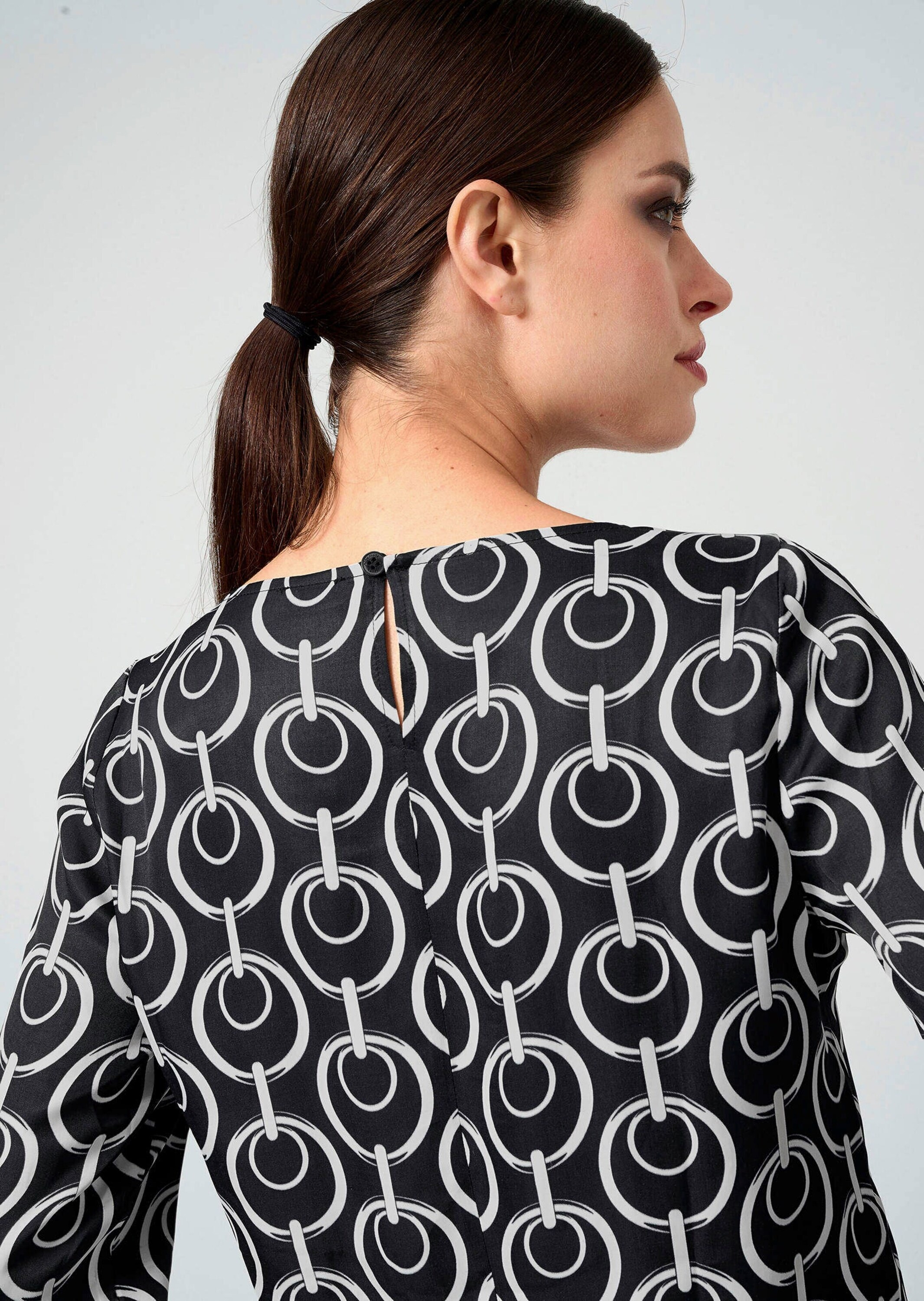 Alba Moda Langarmbluse »Longbluse Longbluse in grafischem Dessin«