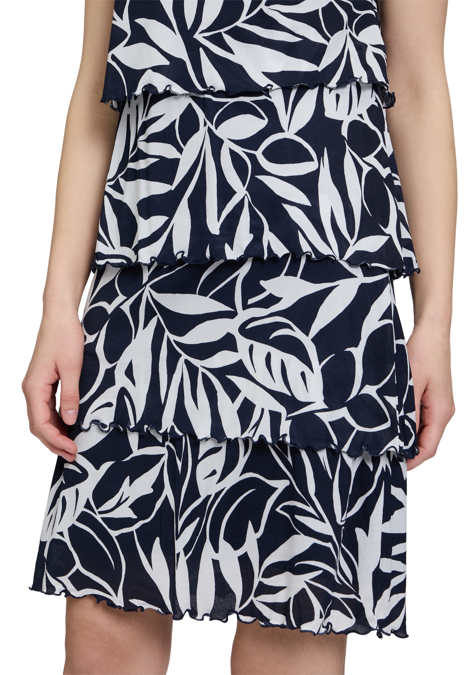 Betty Barclay Midikleid »Stufenkleid mit U-Boot-Ausschnitt«