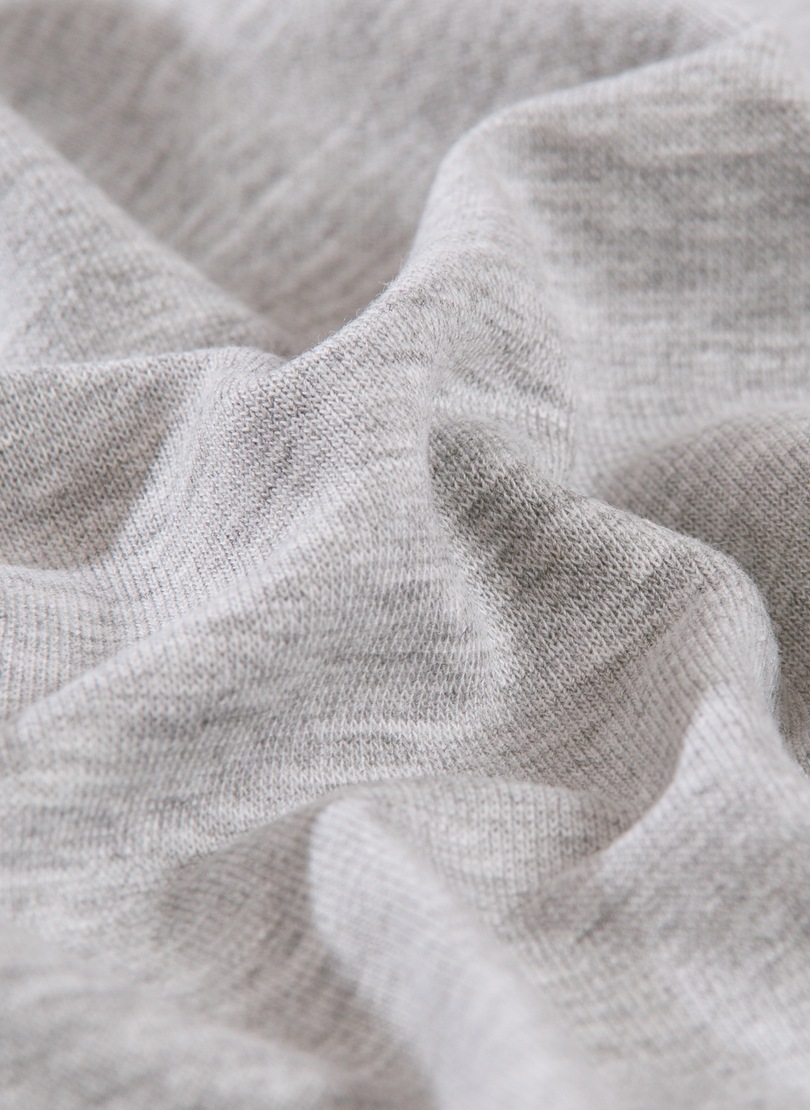 Trigema Sweatjacke »TRIGEMA Jacke veredelt mit Kristallsteinen«