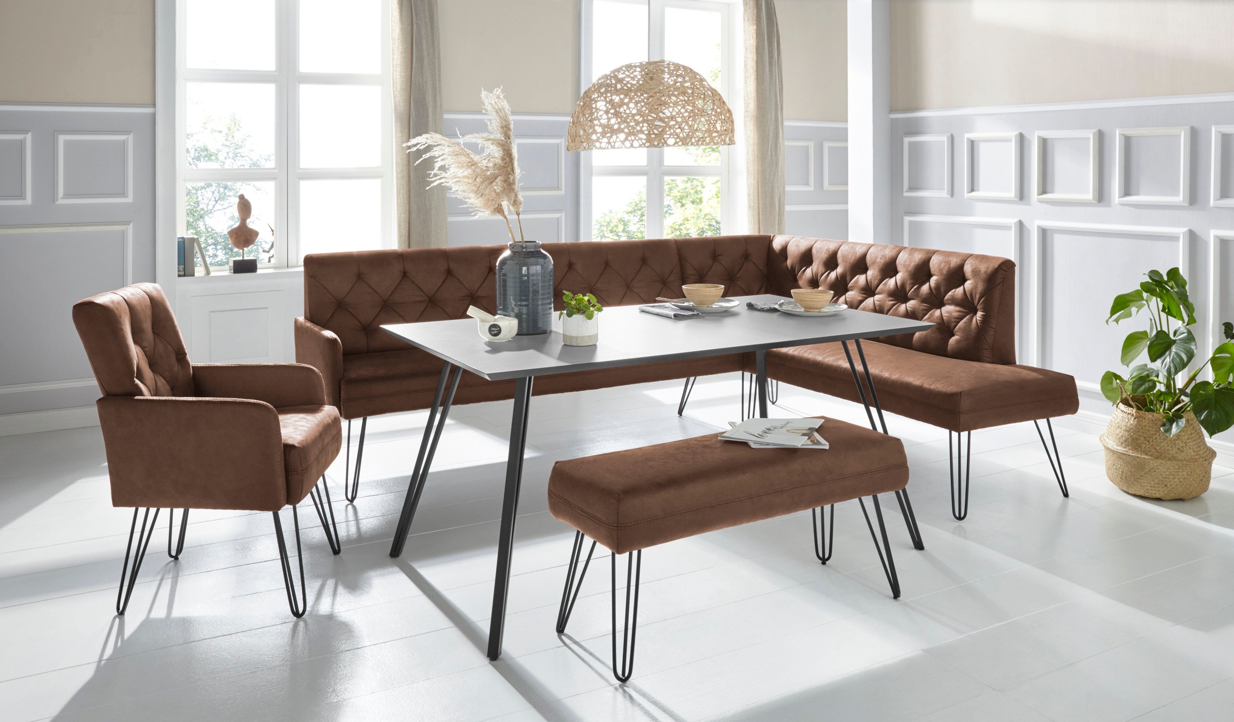 exxpo - sofa fashion Eckbank »Doppio, Chesterfield Optik, komfortabel und bequem, hohe Designfüße«, Frei im Raum stellbar