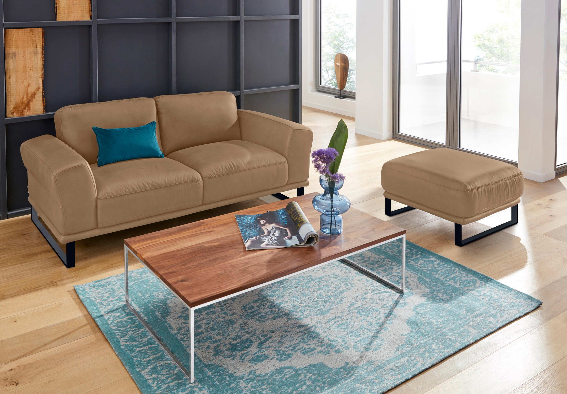 W.SCHILLIG Hocker »montanaa«, mit Metallkufen in Schwarz pulverbeschichtet, Breite 71 cm