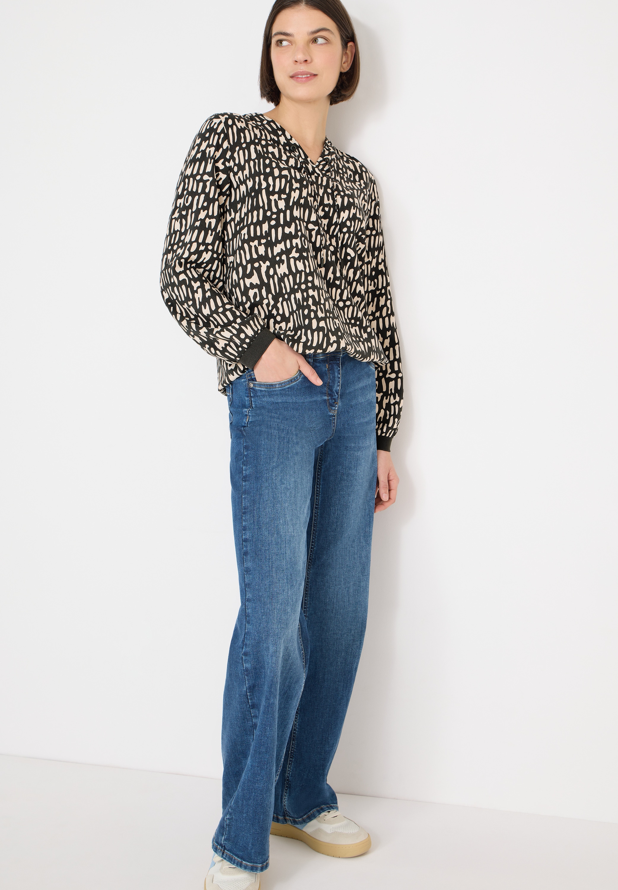 Cecil Langarmbluse mit Tunnelzug und grafischem Muster