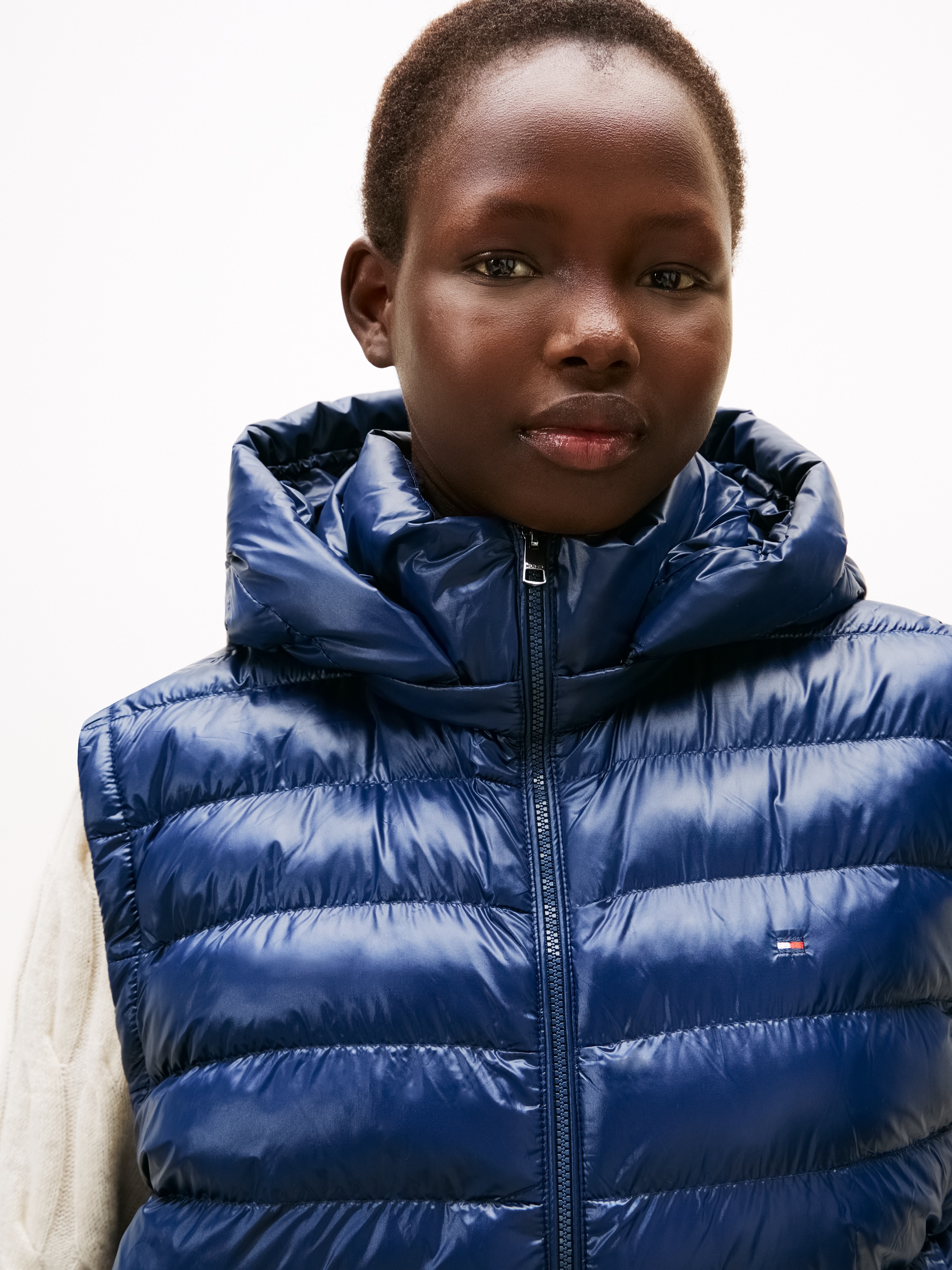 Tommy Hilfiger Curve Steppweste »CRV LW PADDED SLIM VEST«, in großen Größen, mit Kapuze