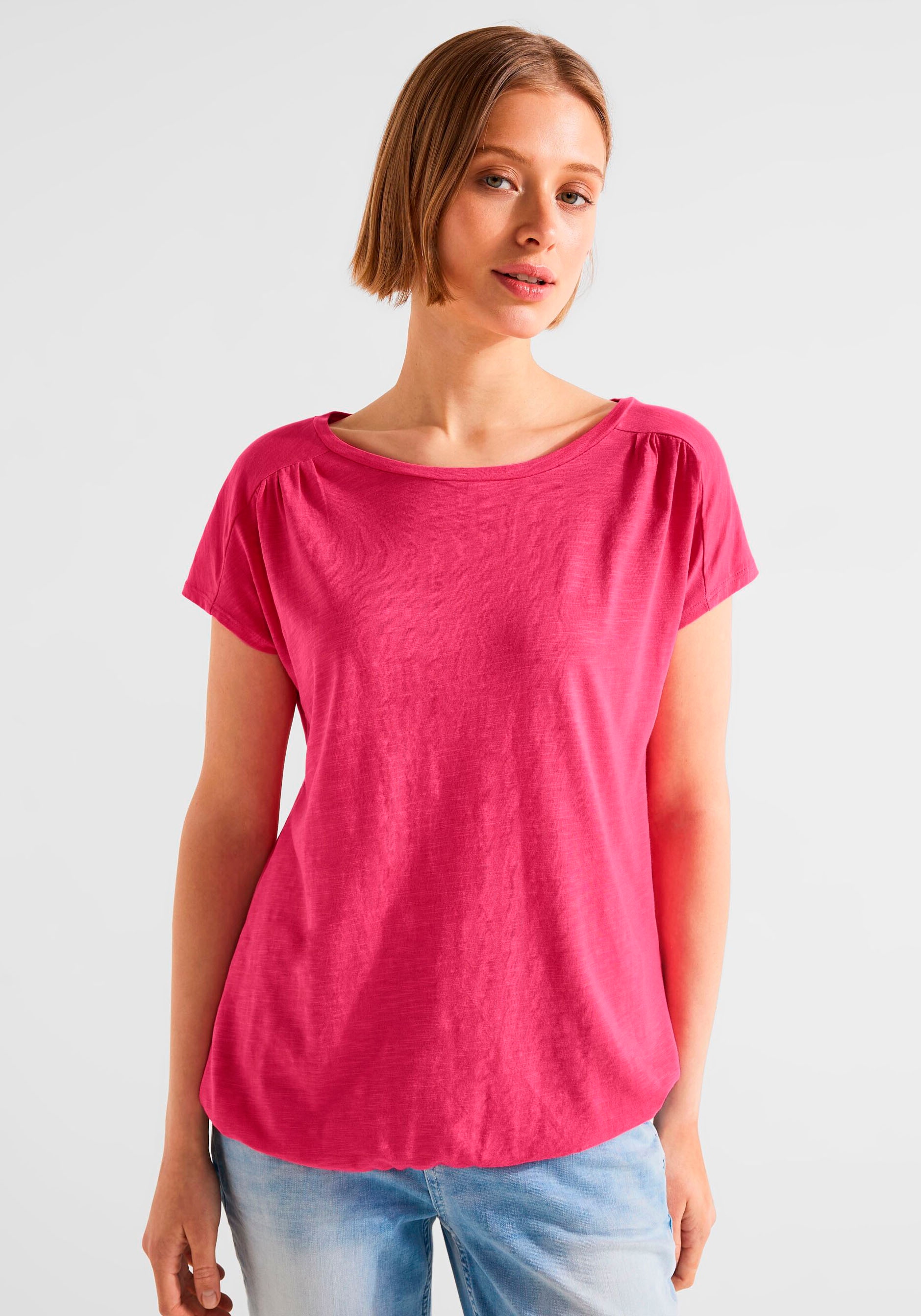 STREET T-Shirt, elastischem ONE mit Saum für bei ♕ Sitz perfekten