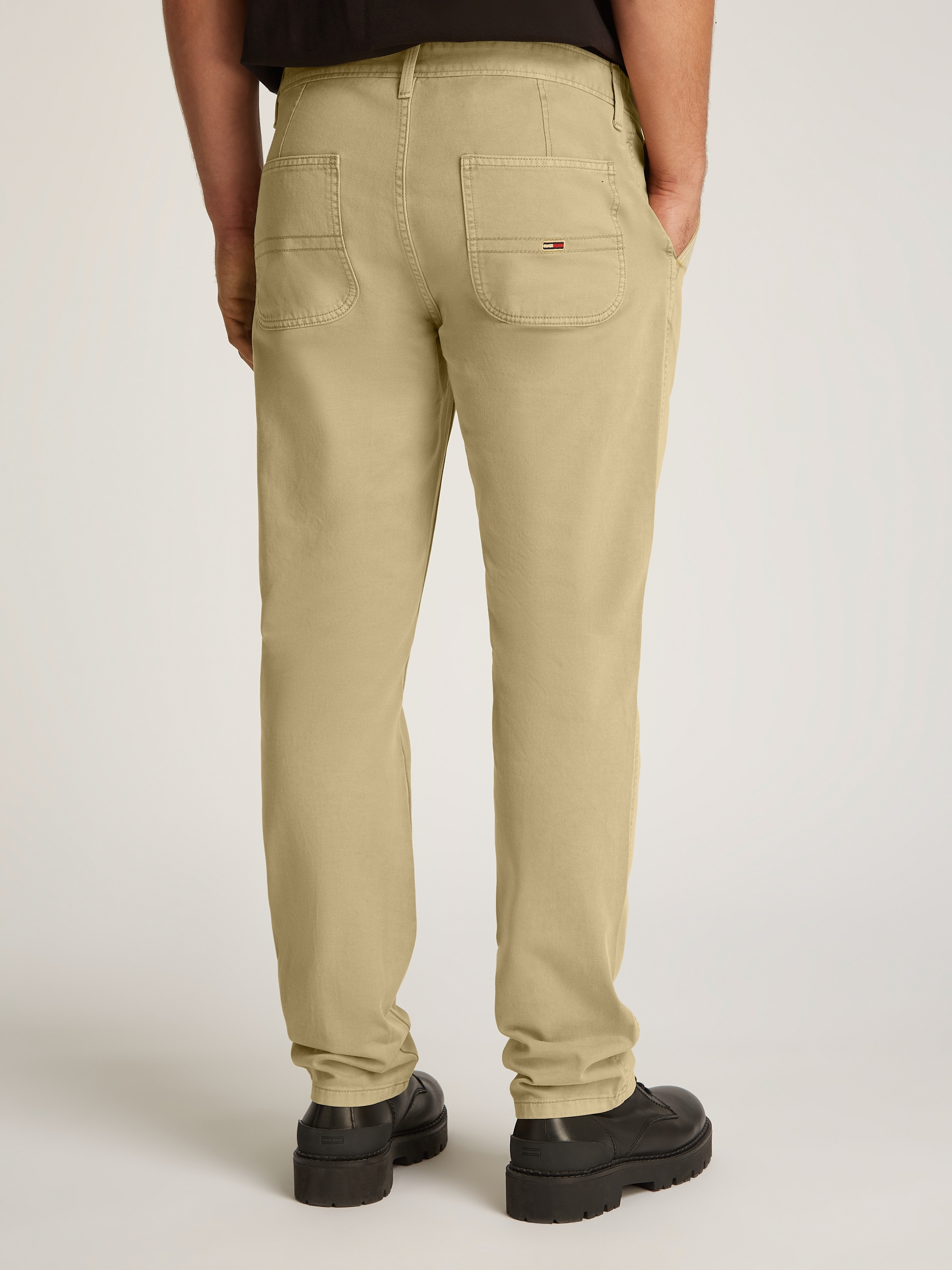 Tommy Jeans Chinohose »TJM RYAN CHINO«, mit Logostickerei