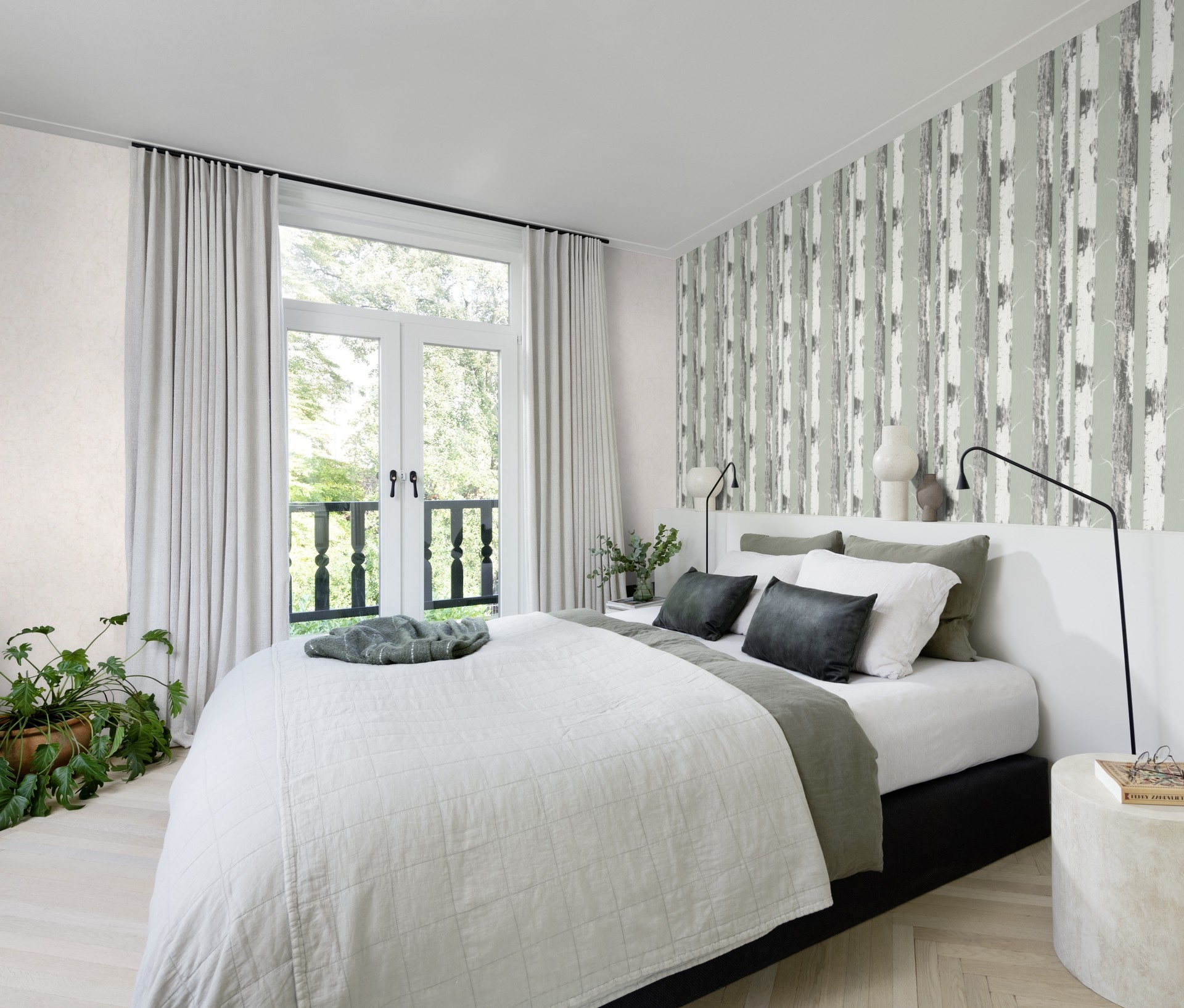 Rasch Papiertapete »mit Birkenstämmen« Holz strukturiert Birkenwald