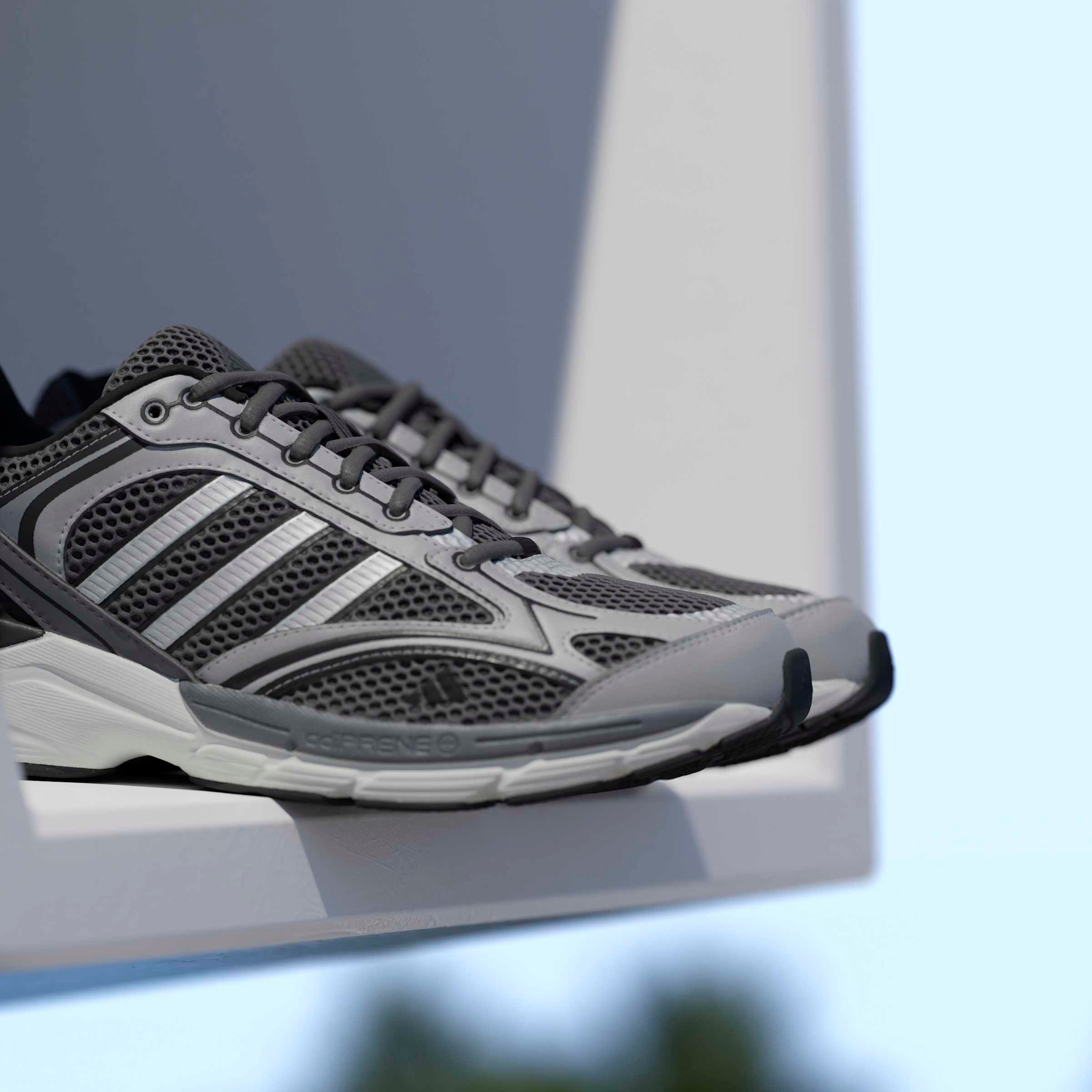 adidas Sportswear Sneaker »SPIRITAIN 2000«  inspiriert vom Design des adistar control