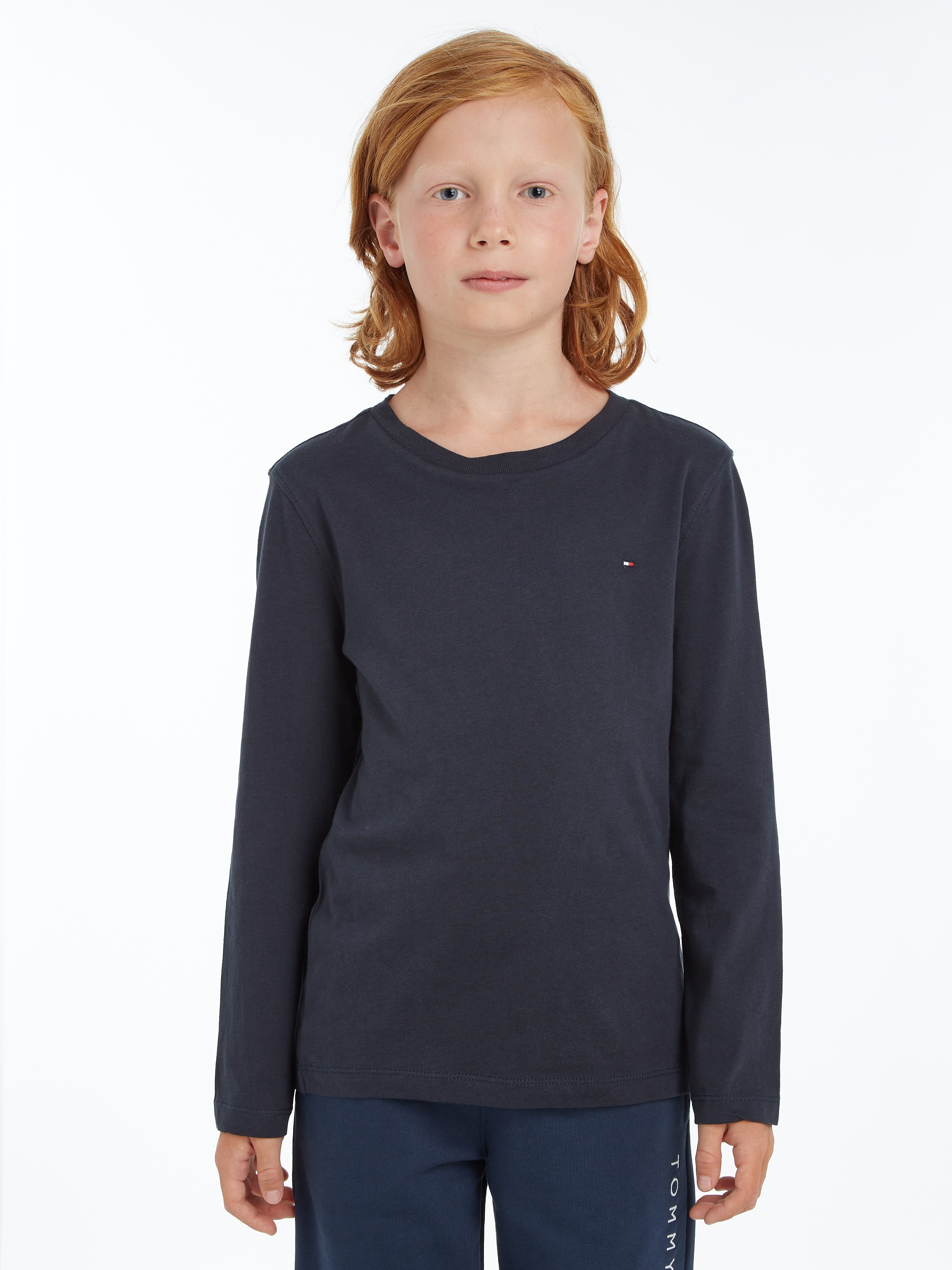 Langarmshirt »BOYS BASIC CN KNIT L/S«, mit Tommy Hiflger Logo-Flag