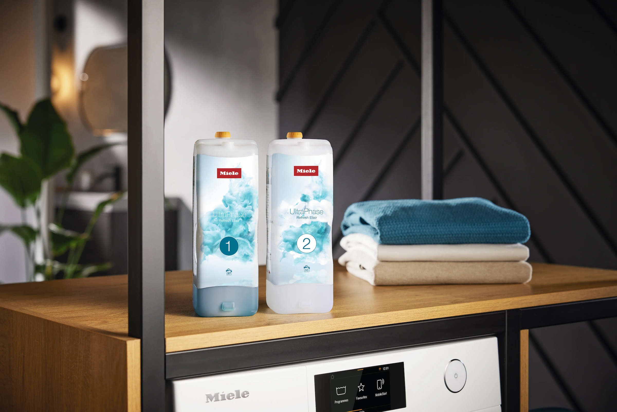 Miele Vollwaschmittel »Aktionsset UltraPhase 5er Refresh Elixir + 2x Intense Clean«, (Spar-Set)