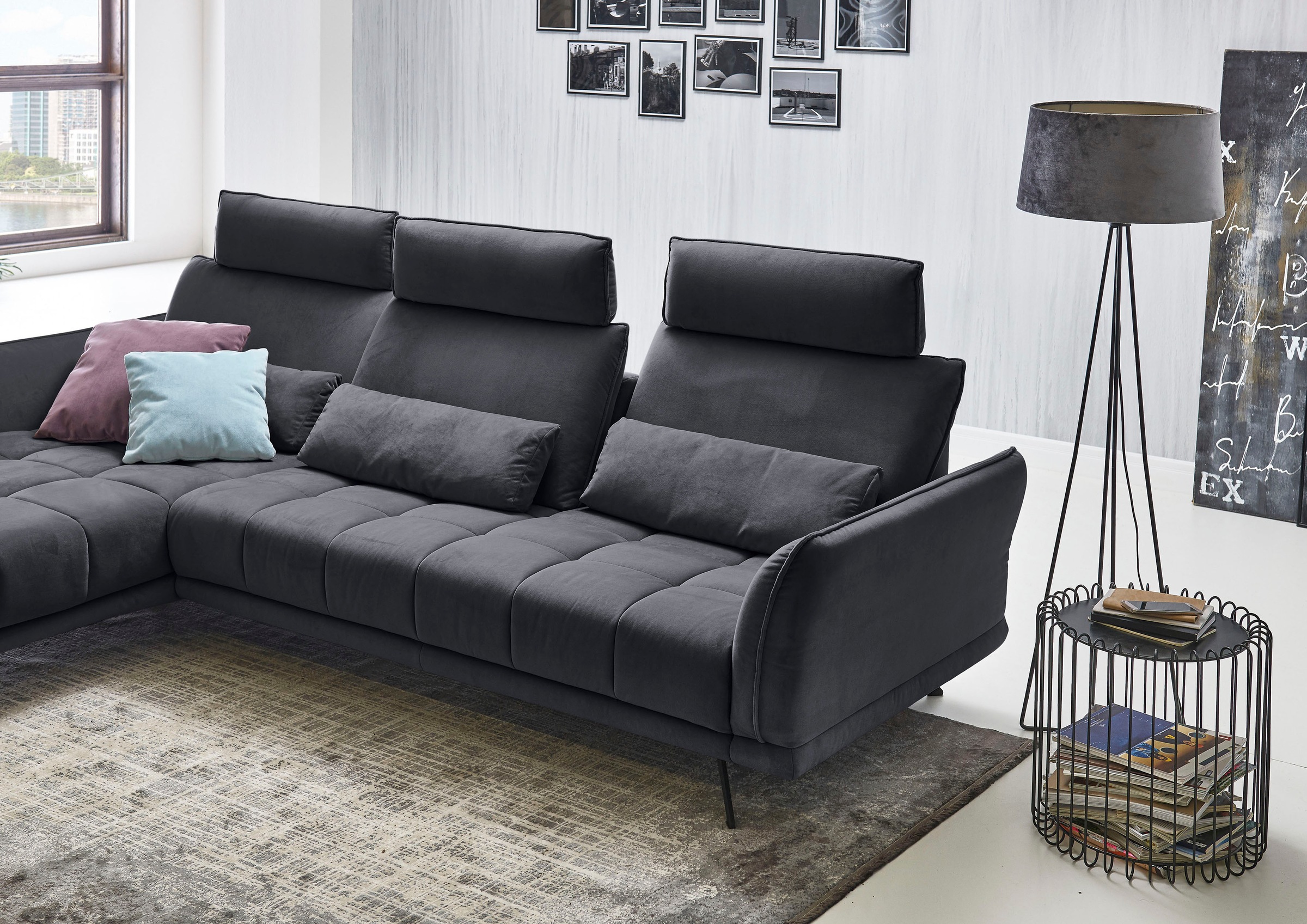 Die PlanBar Ecksofa »MP-IN20041 L-Form«, optional Sitztiefenverstellung und Kopfstützen