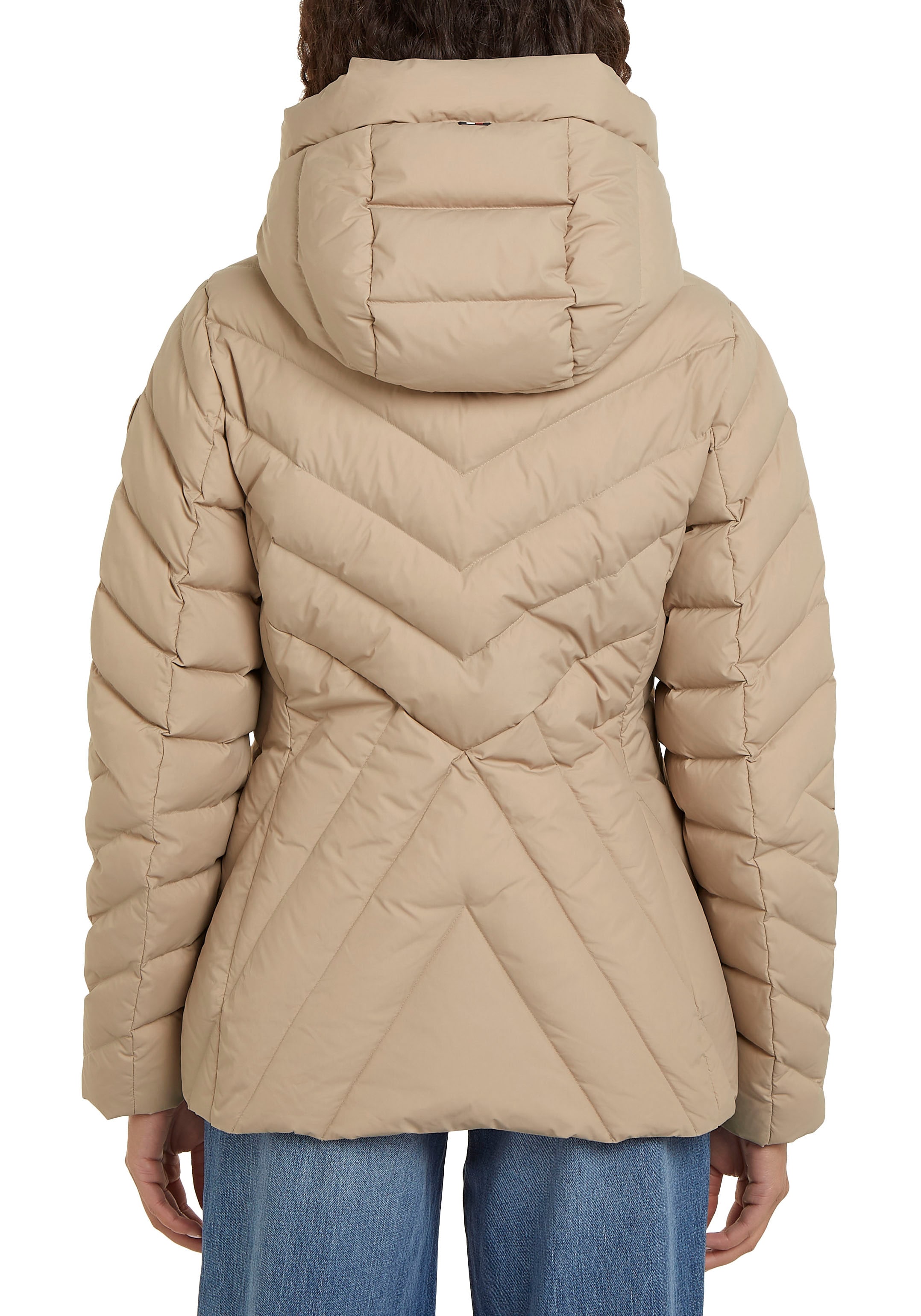 Tommy Hilfiger Steppjacke »CHEVRON MW PADDED JACKET«, mit Kapuze, mit mittelstarker Wattierung und Tommy Hilfiger Markenlabel