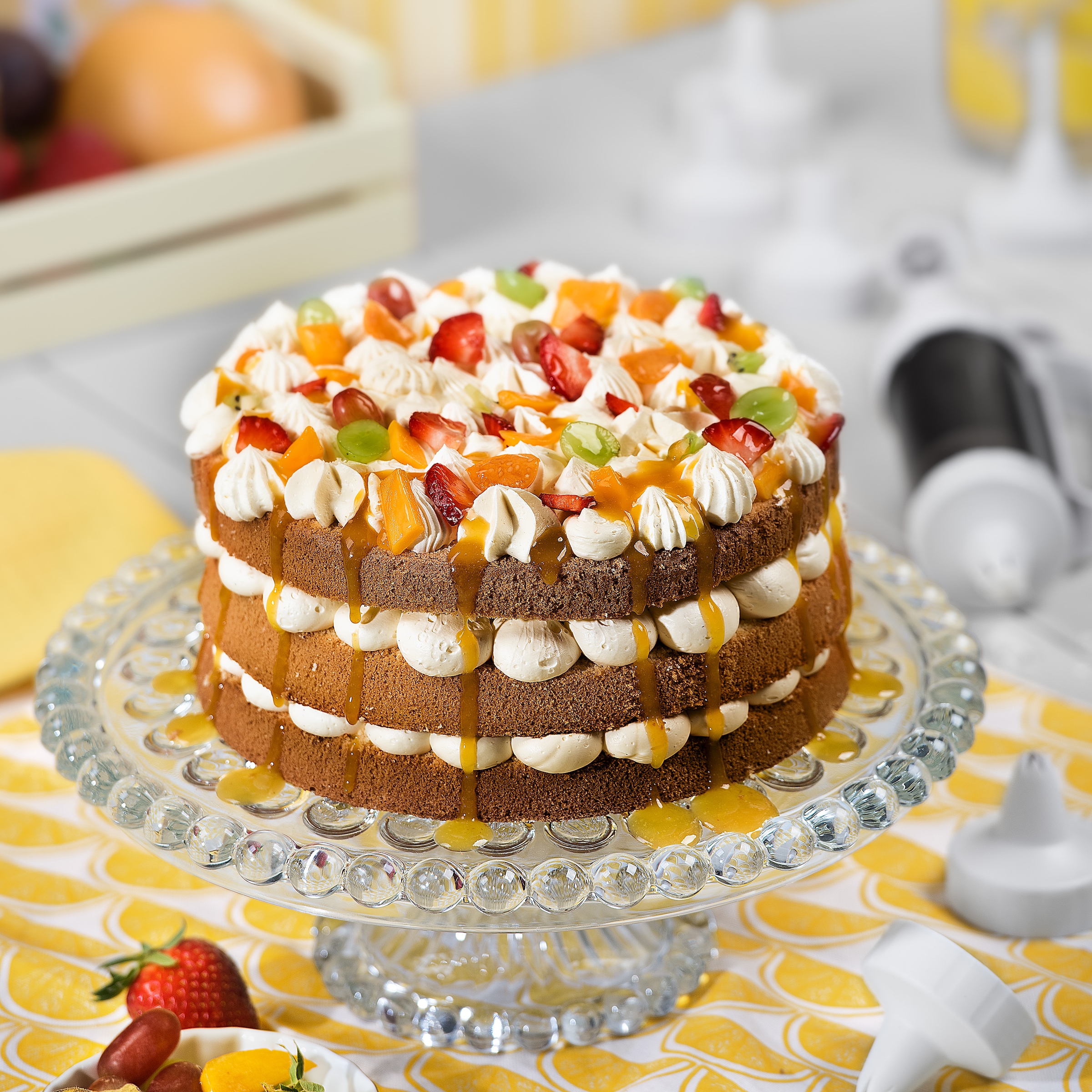 Kaiser Backformen Gebäckpresse »Inspiration«, (Set, 8 tlg.), Garnierspritze, transparenter Behälter, 7 Spritztüllen