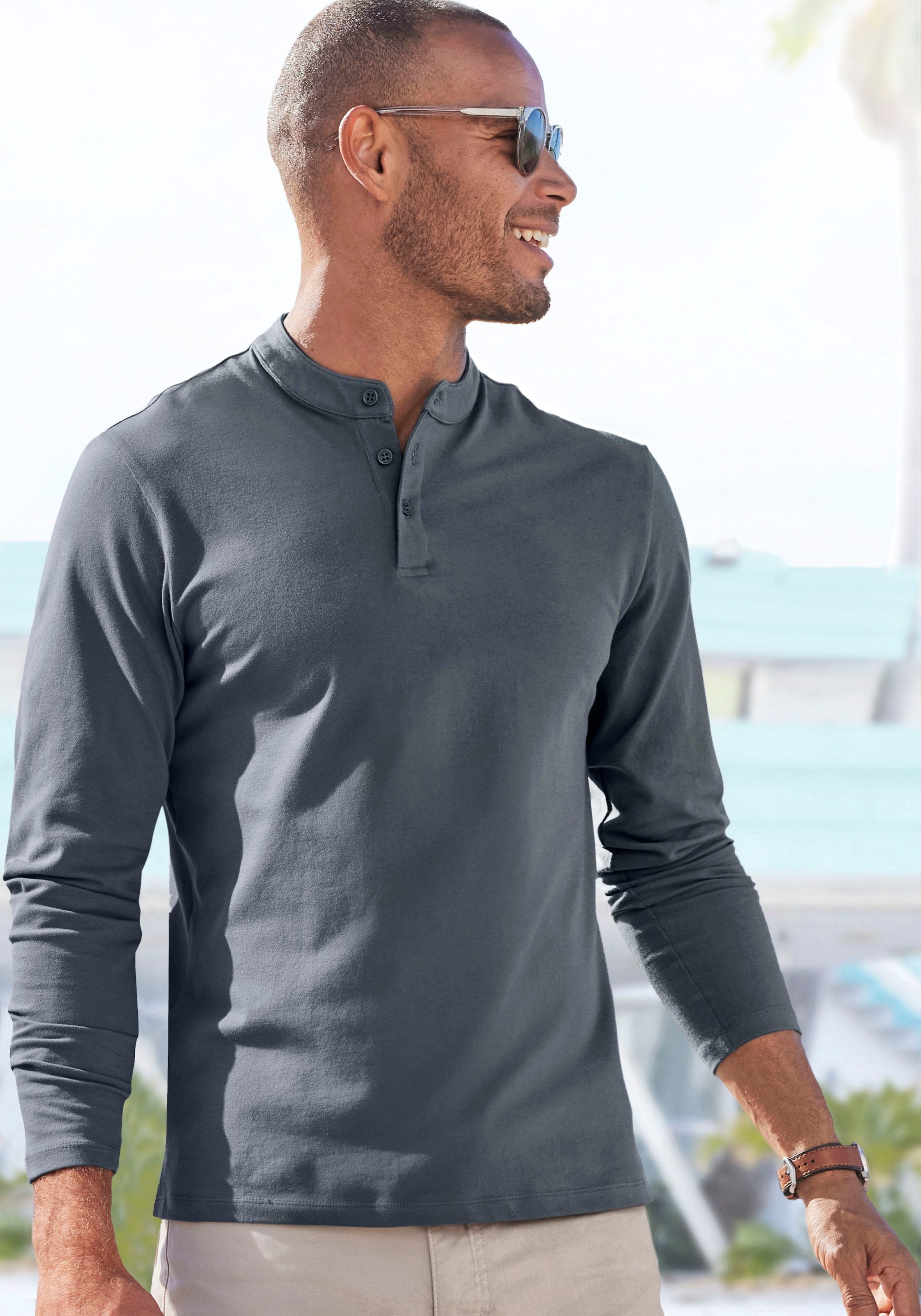 Poloshirt »mit Stehkragen«, Regular-Fit, aus Baumwoll-Piqué