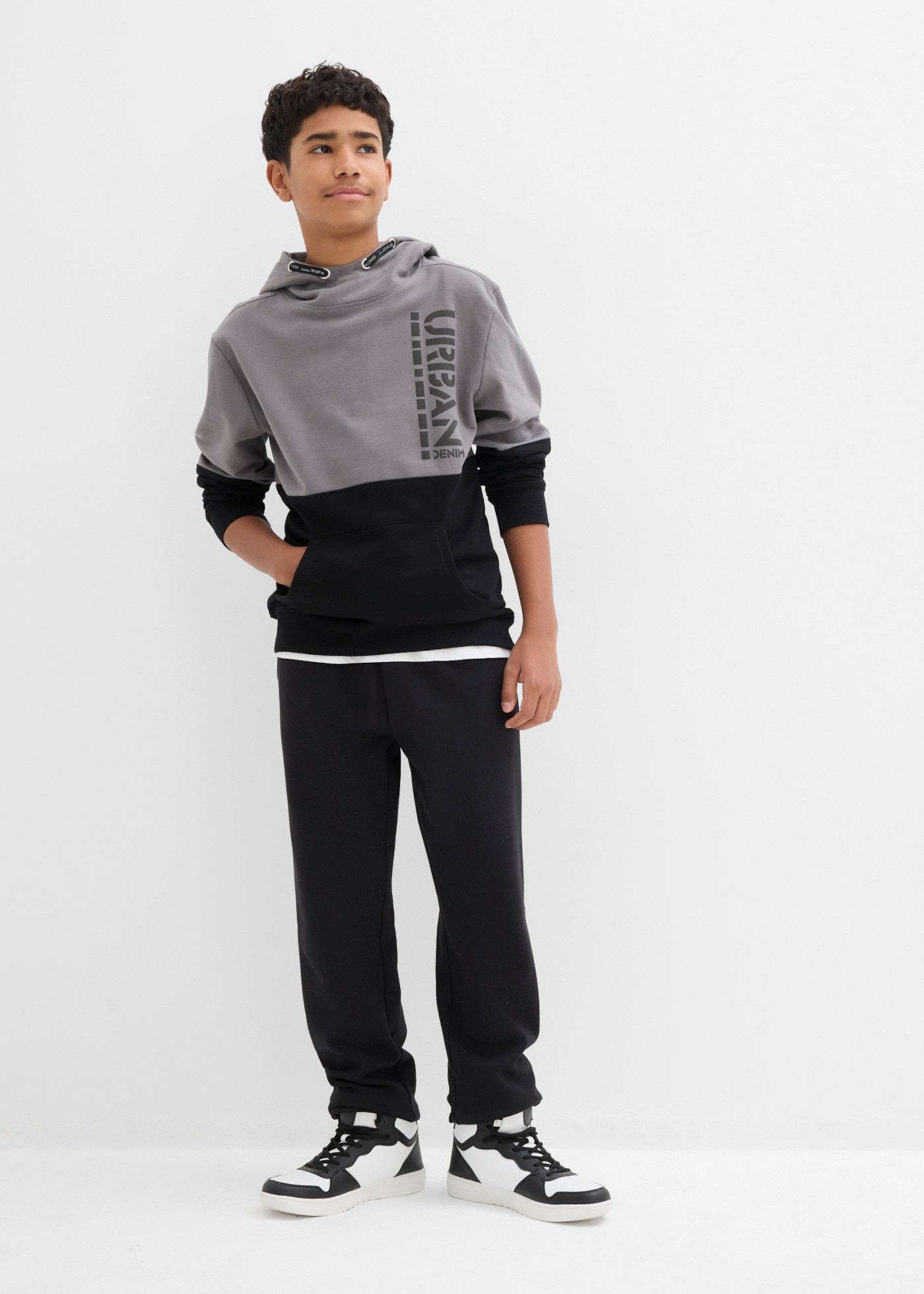 bonprix Jogginghose  für Kinder, im Doppelpack, aus Baumwolle und Polyester, Regular Fit