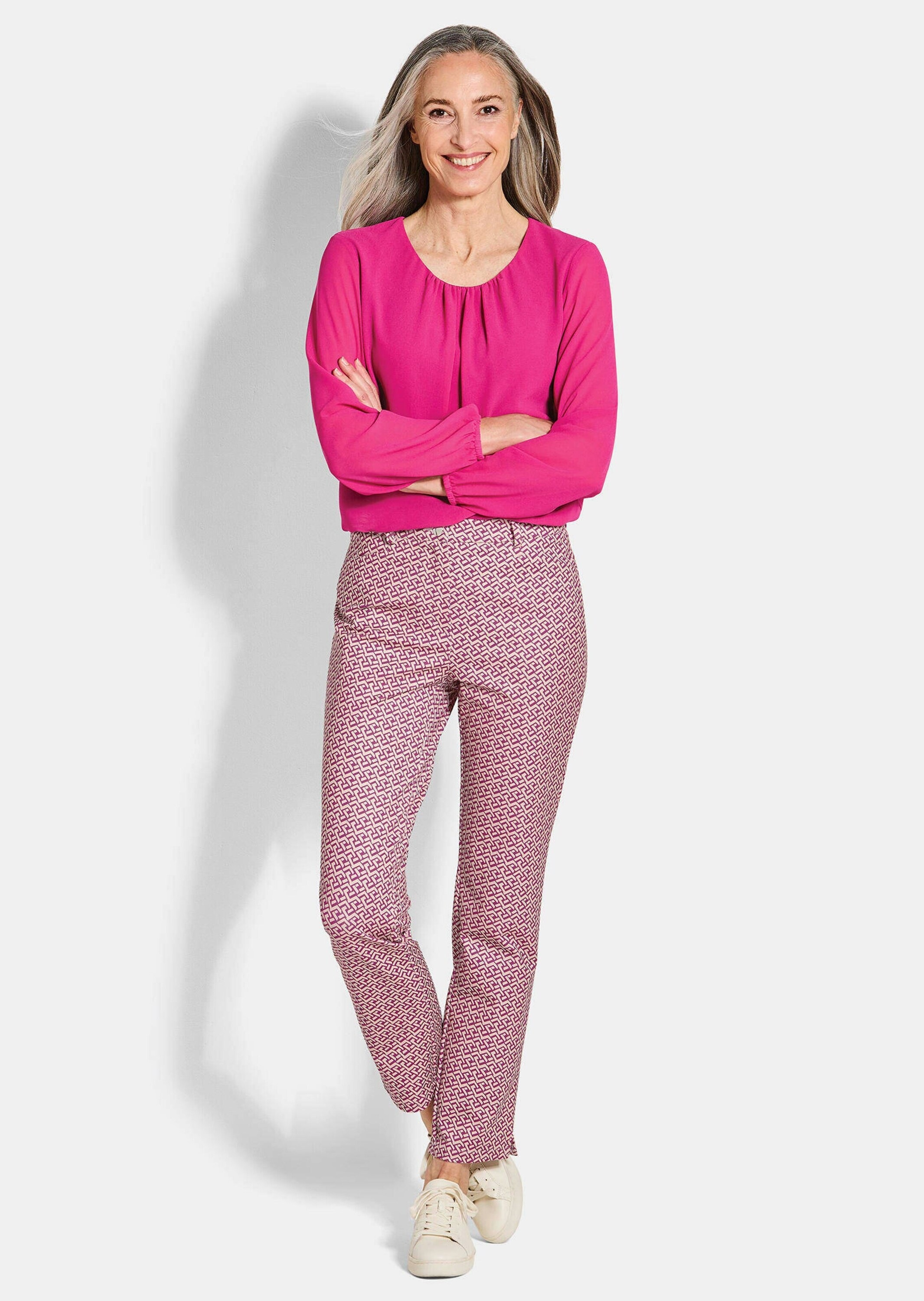 GOLDNER Stoffhose »Kurzgröße Druckhose LOUISA in Scuba-Qualität«