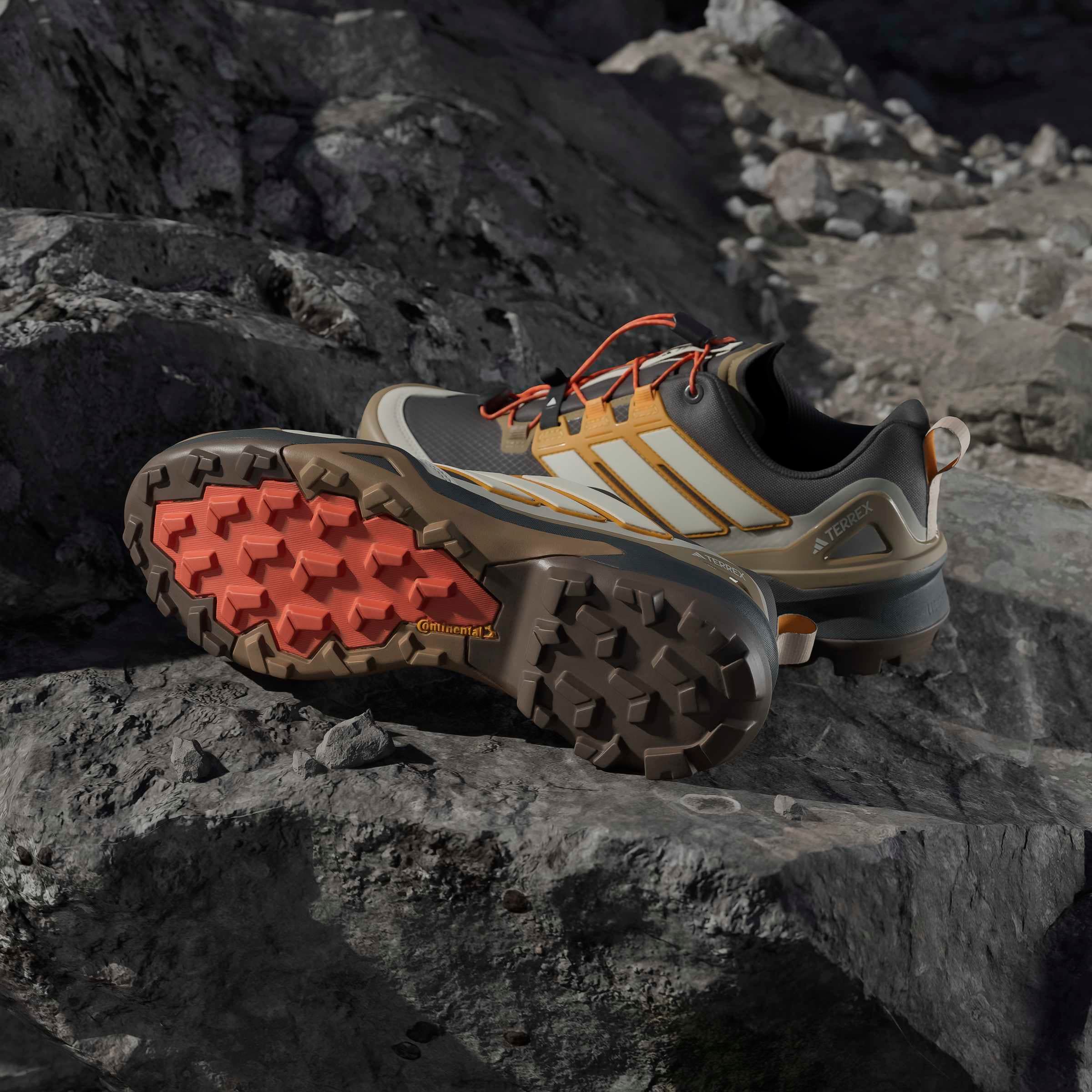 adidas TERREX Wanderschuh »TERREX SKYCHASER GORE-TEX«  wasserdicht dank Gore-Tex Membrane