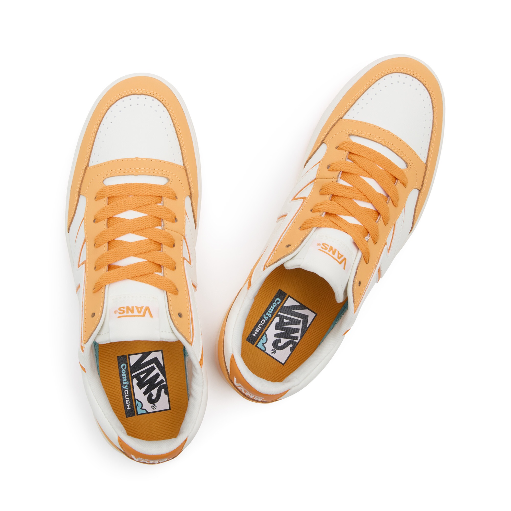 Vans Sneaker »Lowland CC«, mit klassischer Logo-Flag