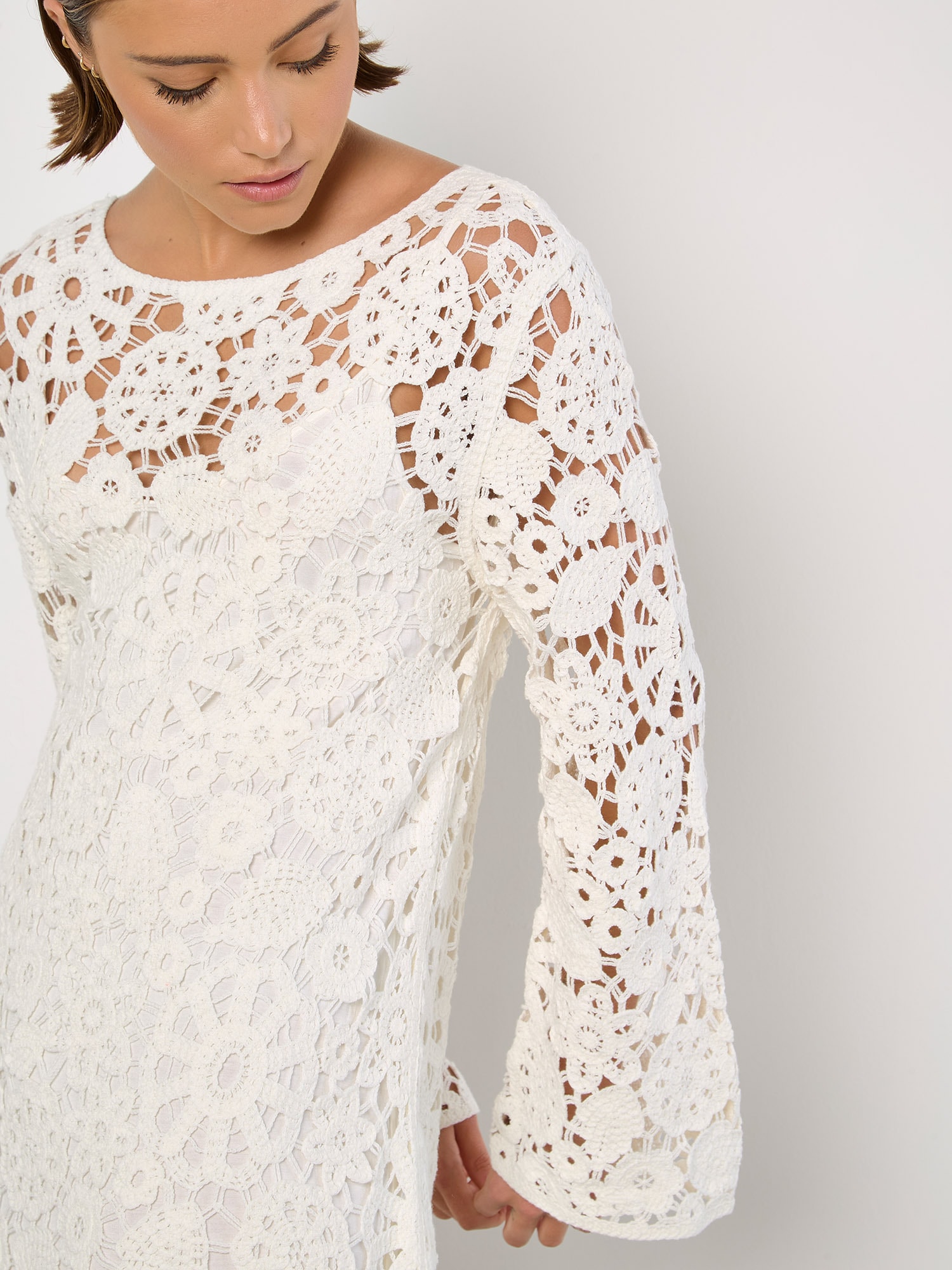 Apricot Druckkleid »Floral gehäkeltes Etuikleid« mit Trompetenarmen