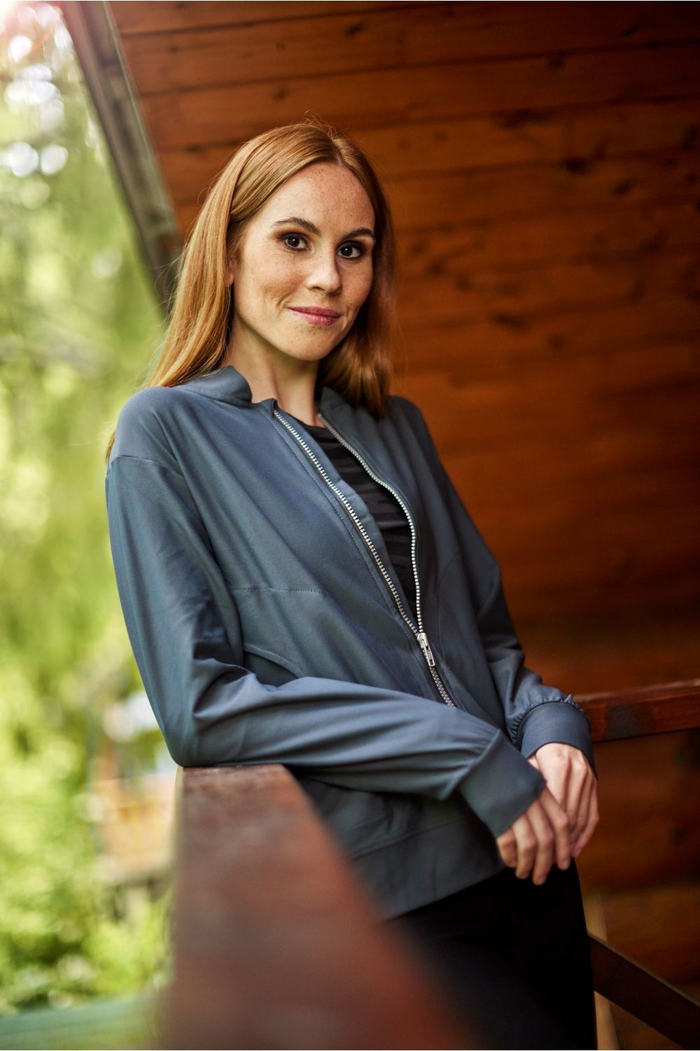 Winshape Bomberjacke »Functional Comfort Bomber Jacket J007C«, Ultra weicher Funktionsstoff