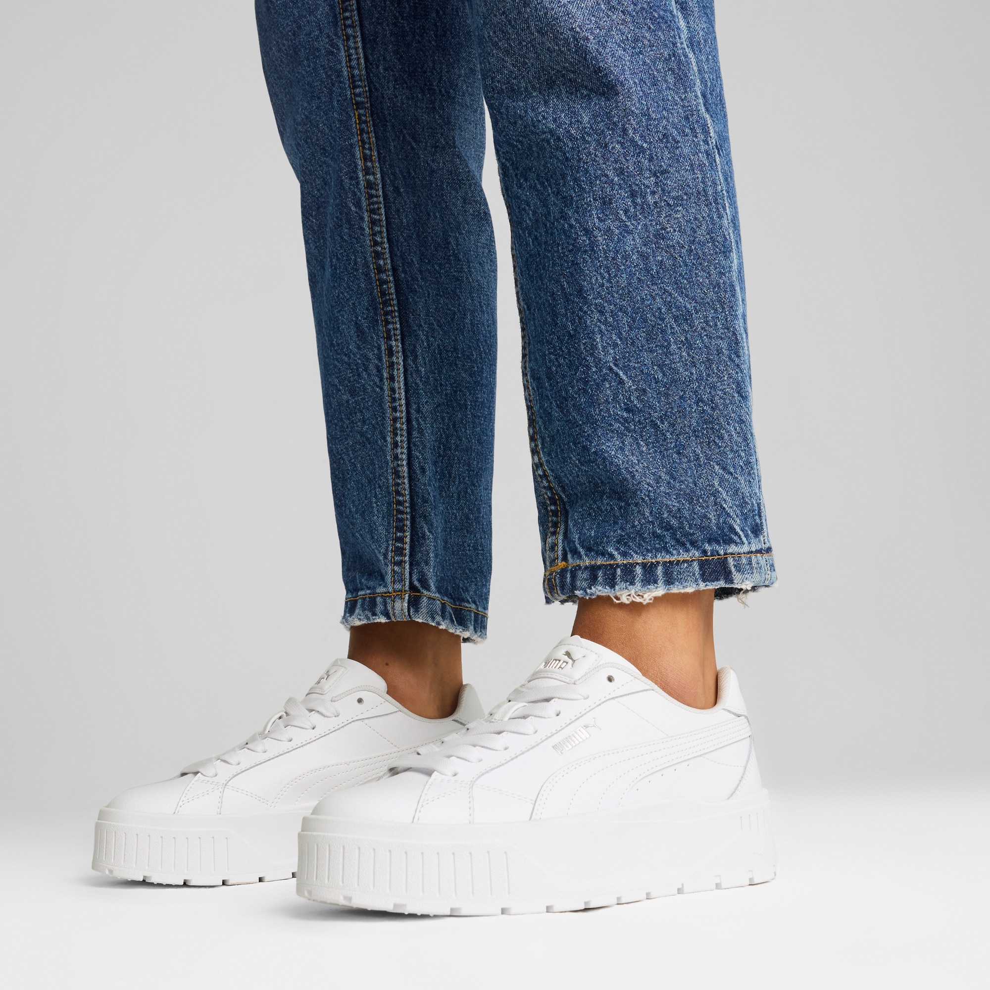 PUMA Sneaker »KARMEN II L«  mit markanter Plateausohle, mit Schnürverschluss