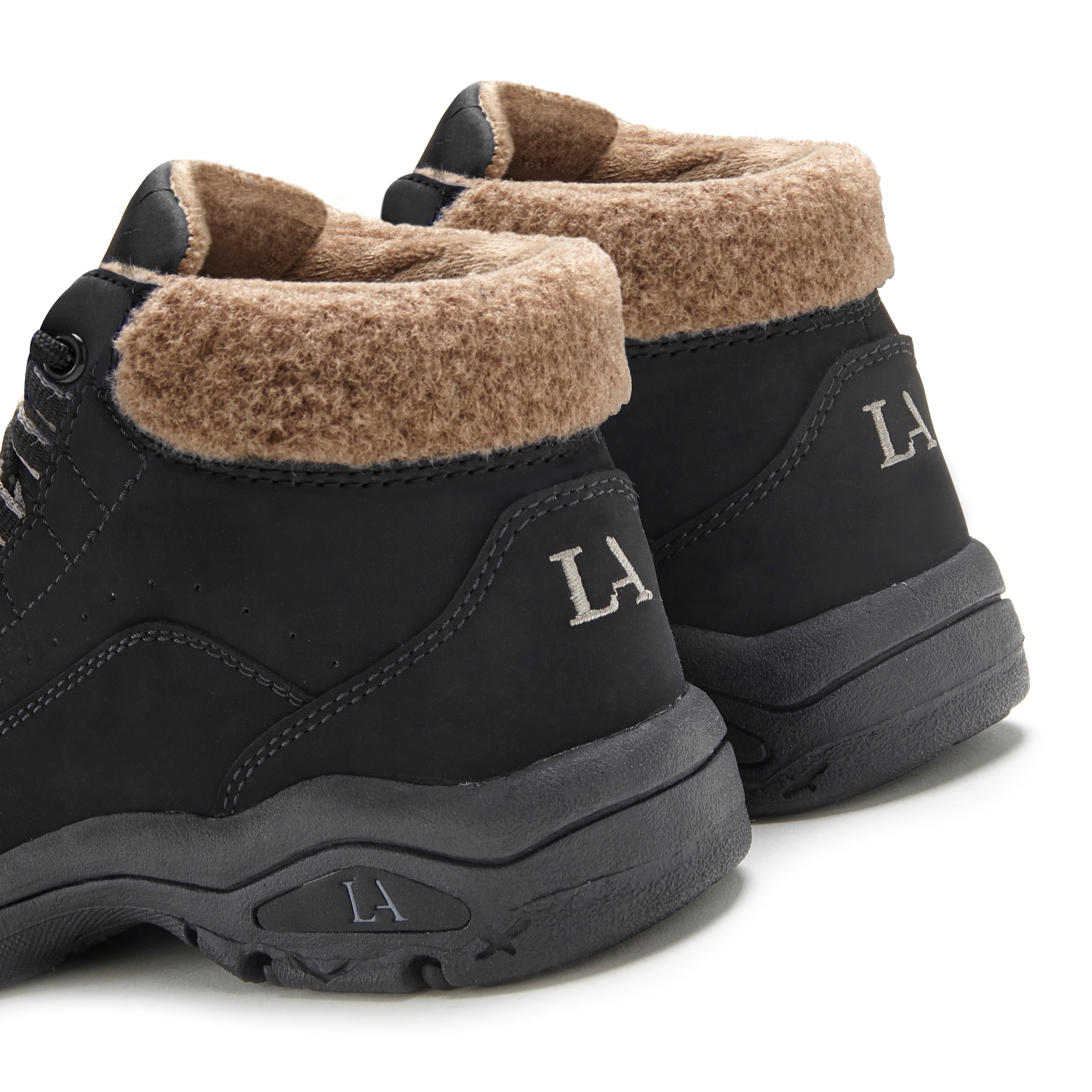 LASCANA Winterstiefelette, mit robuster Sohle, kuscheliges Warmfutter,Outdoor Boots,Ankle Sneaker