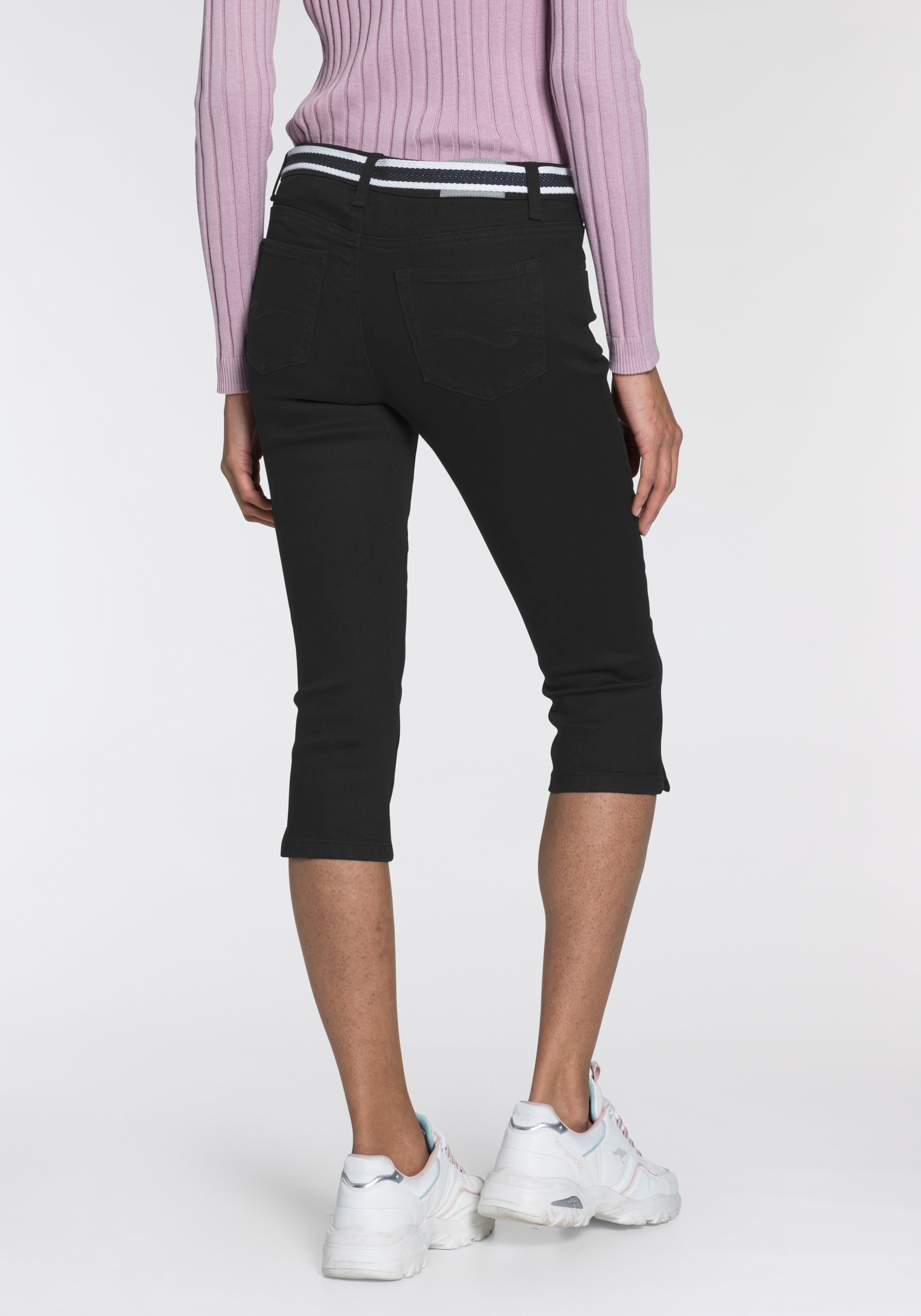 KangaROOS Caprijeans »CAPRI-JEANS mit Gürtel«, (Set, mit abnehmbarem Gürtel), Skinny Fit, mit Schlitz, normale Leibhöhe