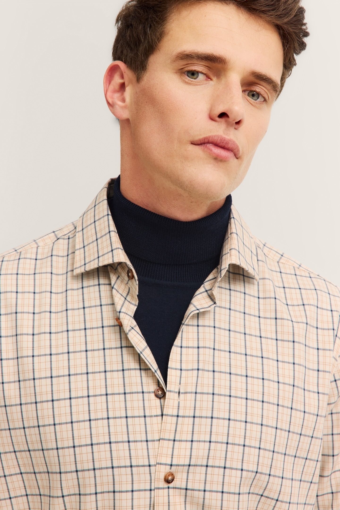 bugatti Langarmhemd »Modern Fit«, kariert, Kent-Kragen, weicher Materialmix