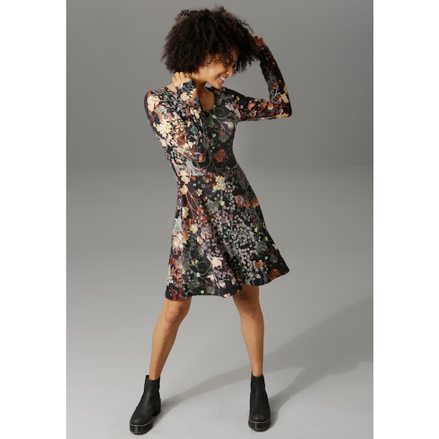 Aniston CASUAL Jerseykleid, mit Blumendruck oder in uni Schwarz bei ♕