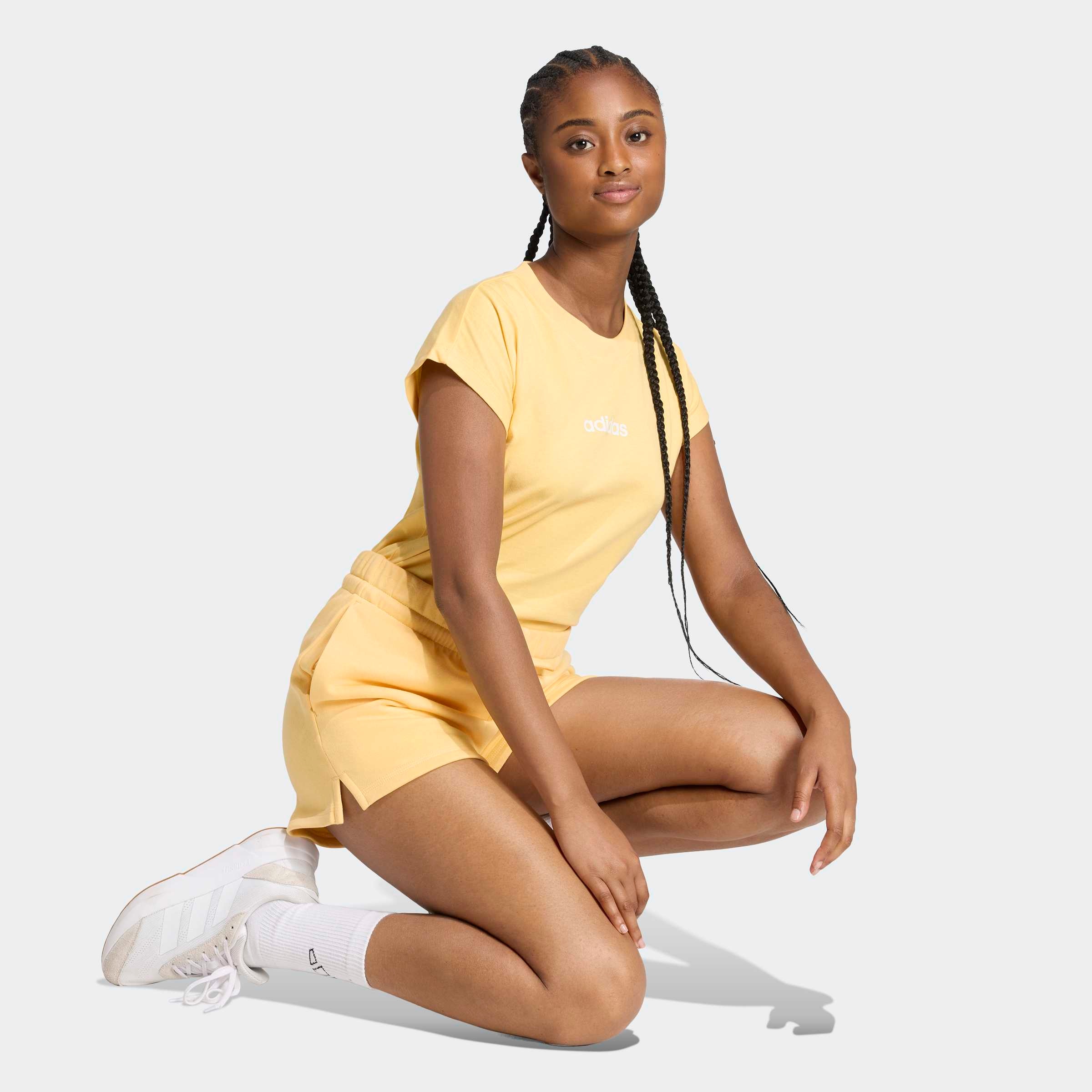 adidas Sportswear Shorts »ESSENTIALS SMALL LOGO FEELCOZY«