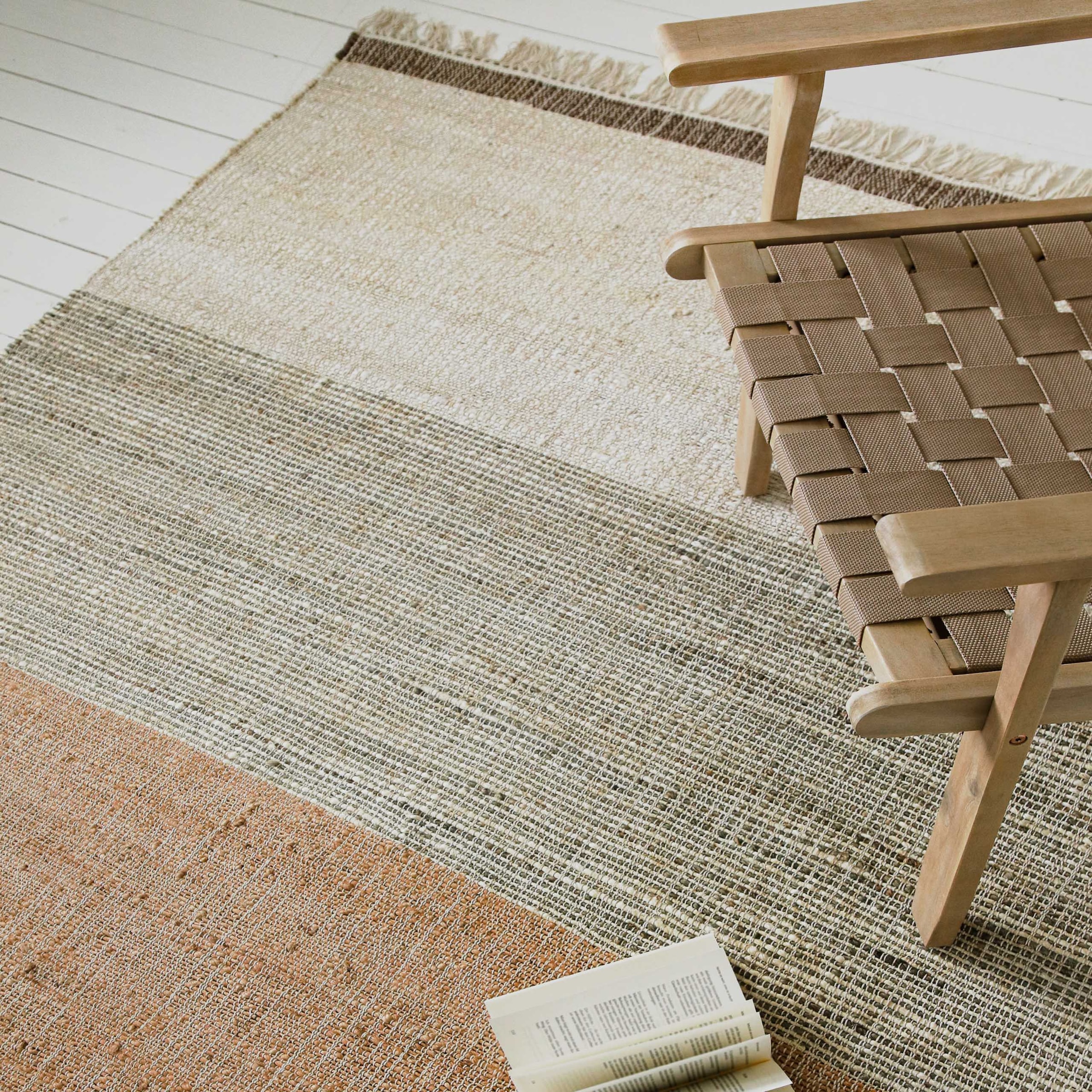 OTTO home Teppich »Dallin«, rechteckig, 4 mm Höhe, 80% Jute, handgewebt, mit Fransen, Wohnzimmer, Naturfaser