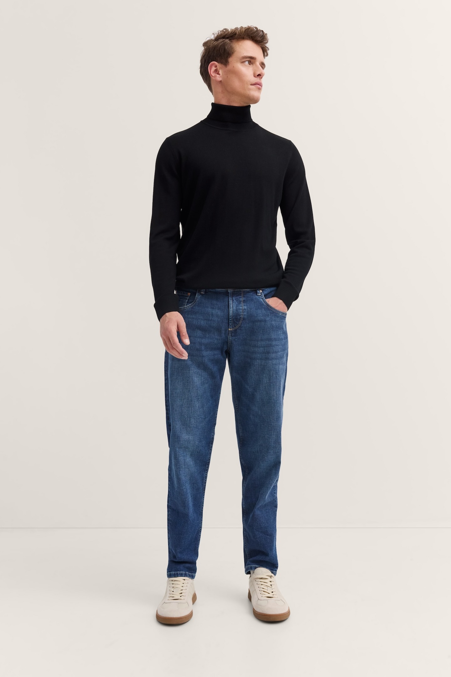 bugatti 5-Pocket-Jeans »Tapered Fit«, aus Stretch Handcrafted Denim