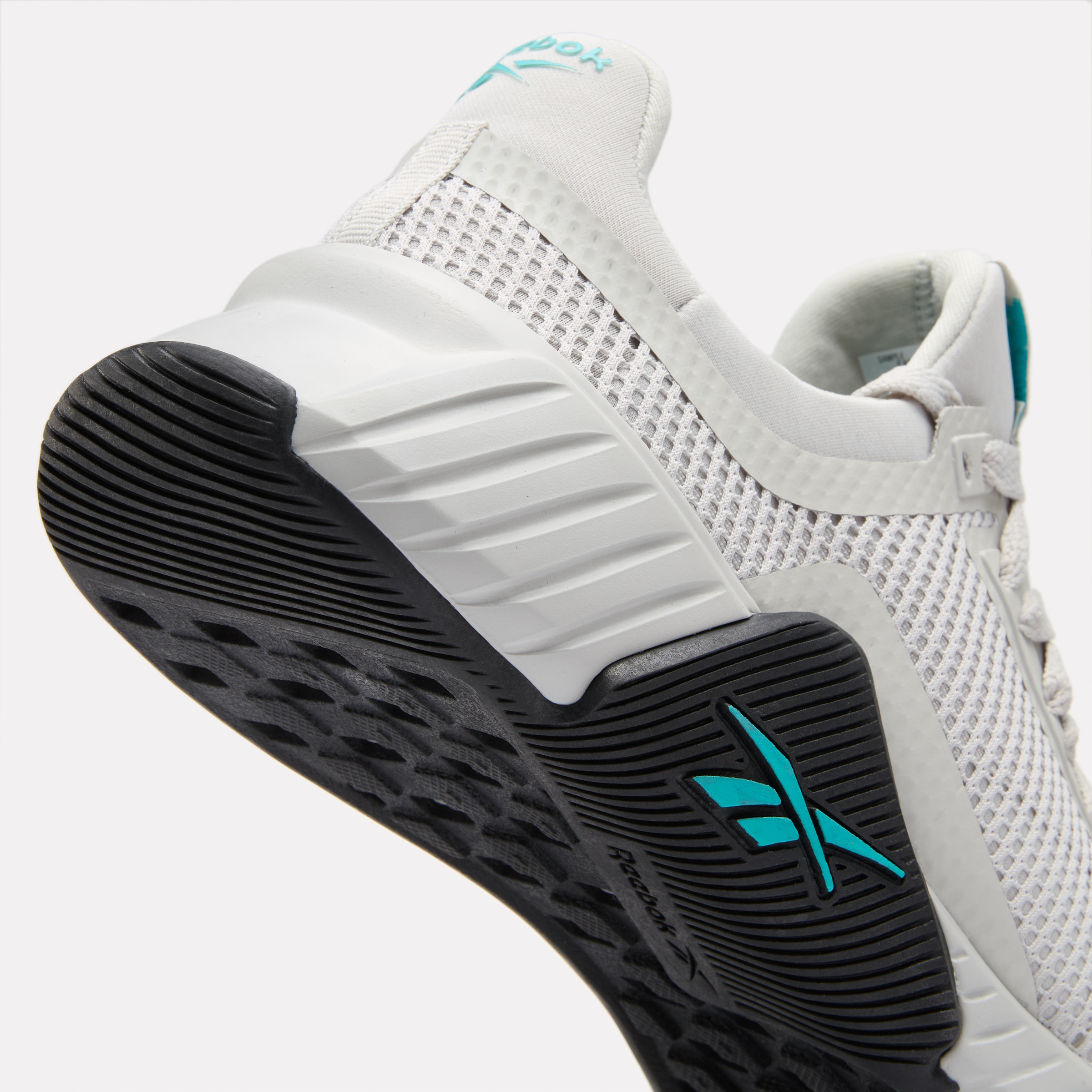 Reebok Trainingsschuh »FLIP CHARGE«  ideal für Gym und Fitnessstudio