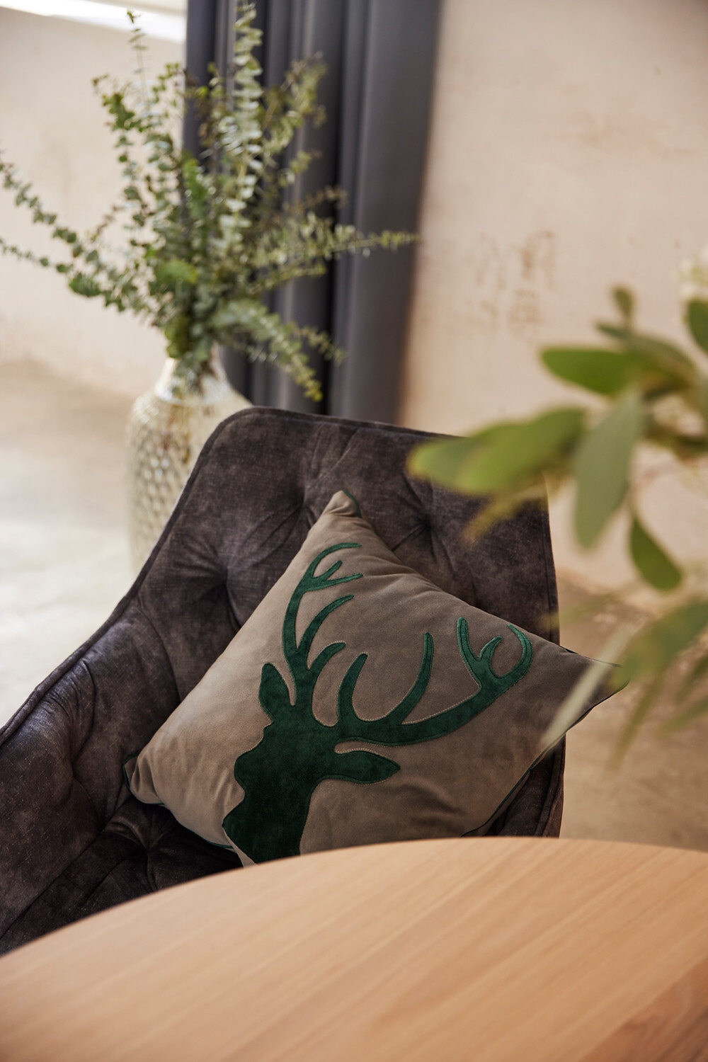 done.® Dekokissen »Oh Deer«, Kissenhülle aus Velourstoff, anthrazit