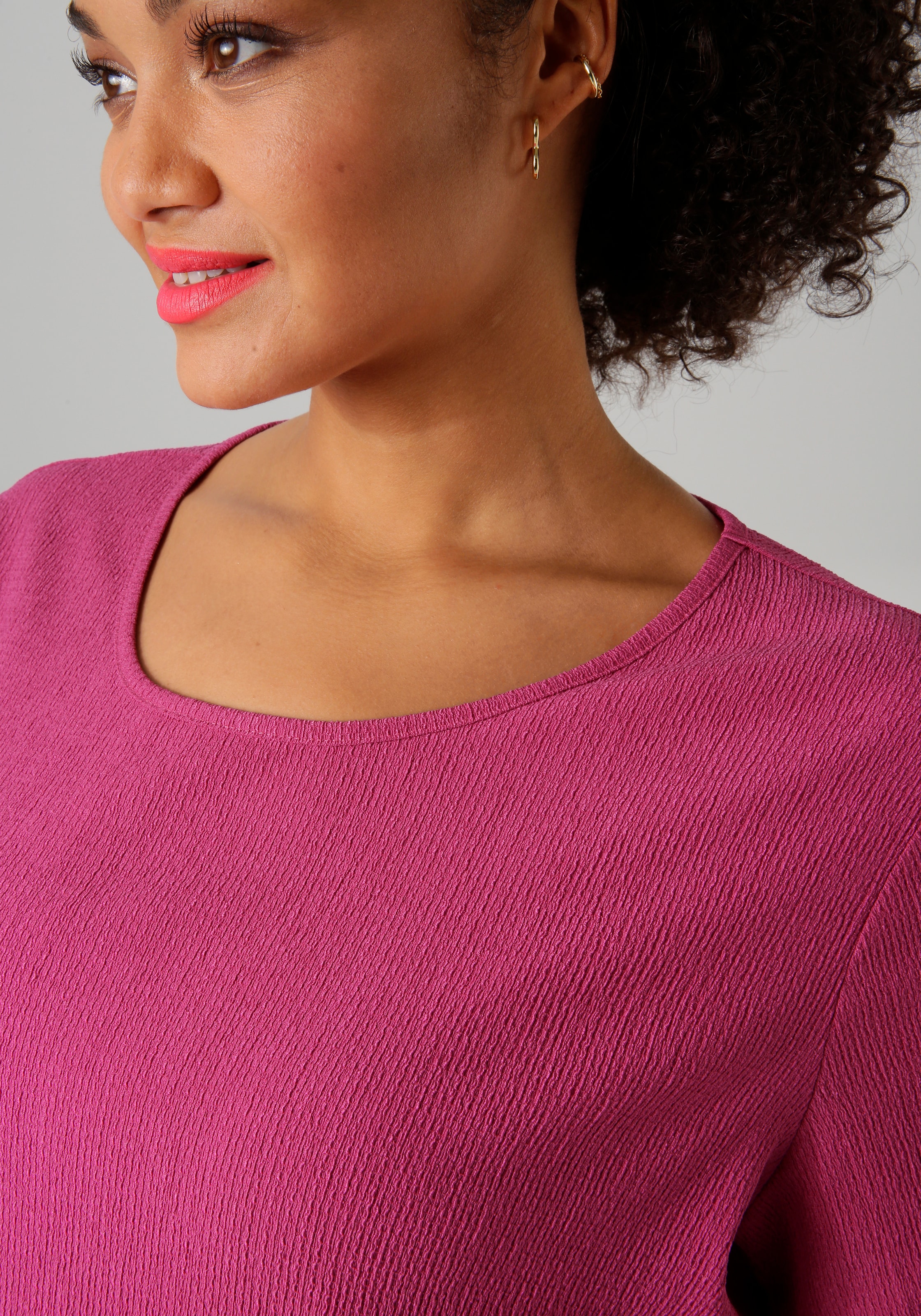 Aniston PLUS Blusenshirt, mit dezenter Streifenlook Struktur - NEUE KOLLEKTION