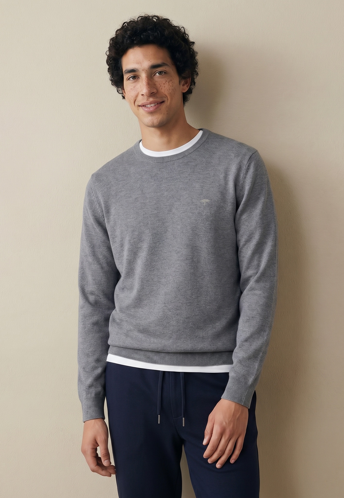 FYNCH-HATTON Strickpullover »FYNCH-HATTON Langarmpullover« mit Logostickerei