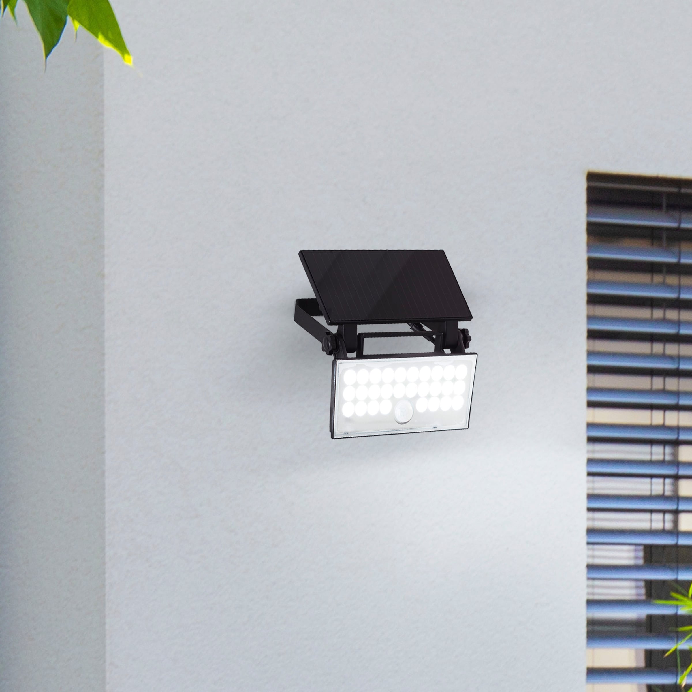 Brilliant LED Außen-Wandleuchte »Luton« 1 Stk. Solar, 19 cm, 1000 lm, 4100 K, schwenkbar, schwarz