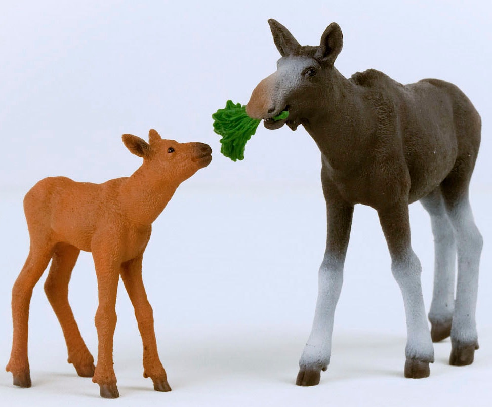 Schleich® Spielfigur »WILD LIFE, Elchkuh mit Kalb (42629)«