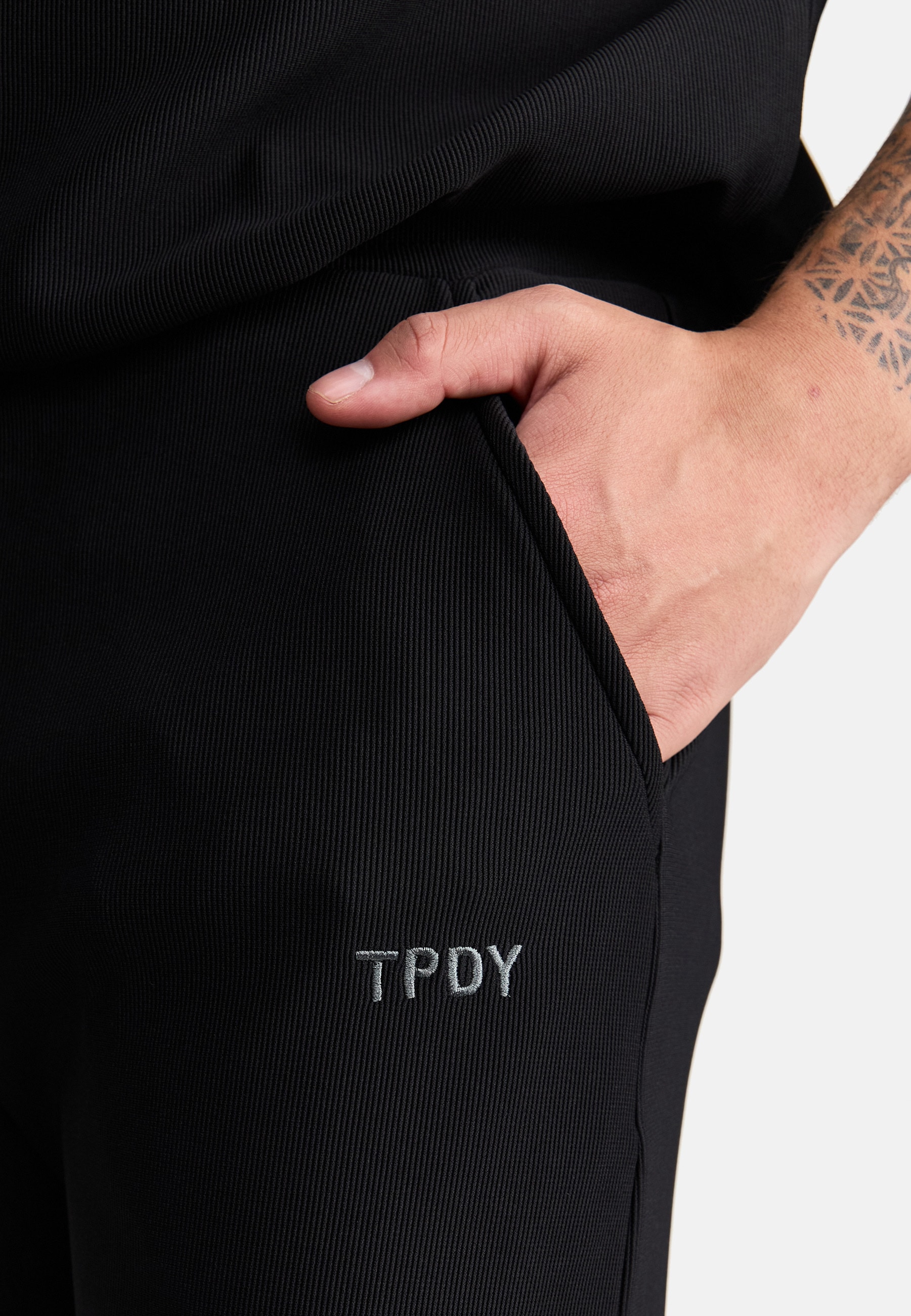 trueprodigy Jogginghose »Ewan Rippstrucktur Stickerei Eingrifftaschen«