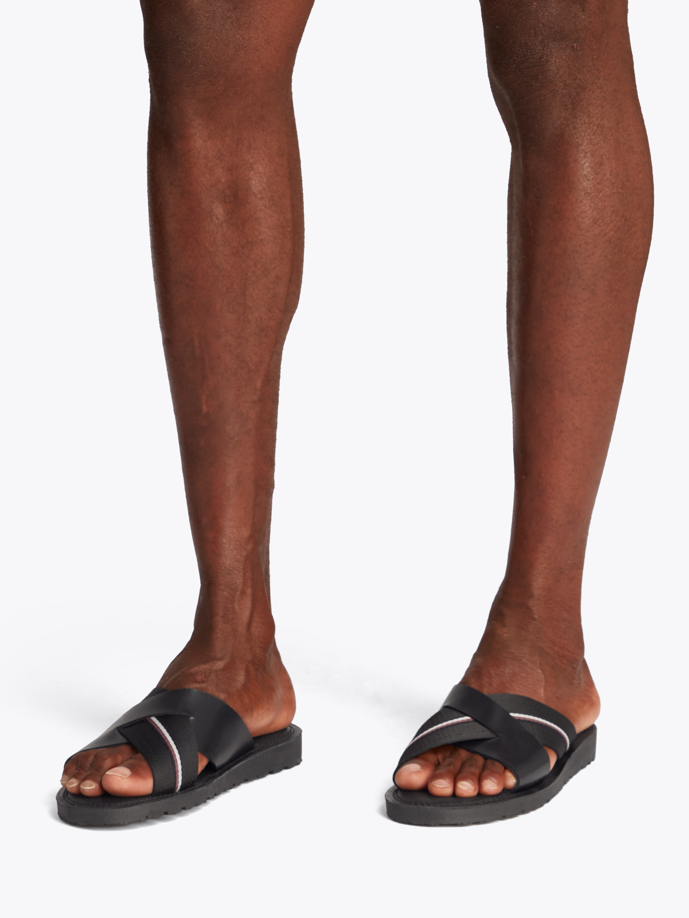 Tommy Hilfiger Pantolette »CORE HILFIGER LH CRISS C SANDAL«, Sommerschuh, Flats, Schlappen mit gepolsterter Innensohle