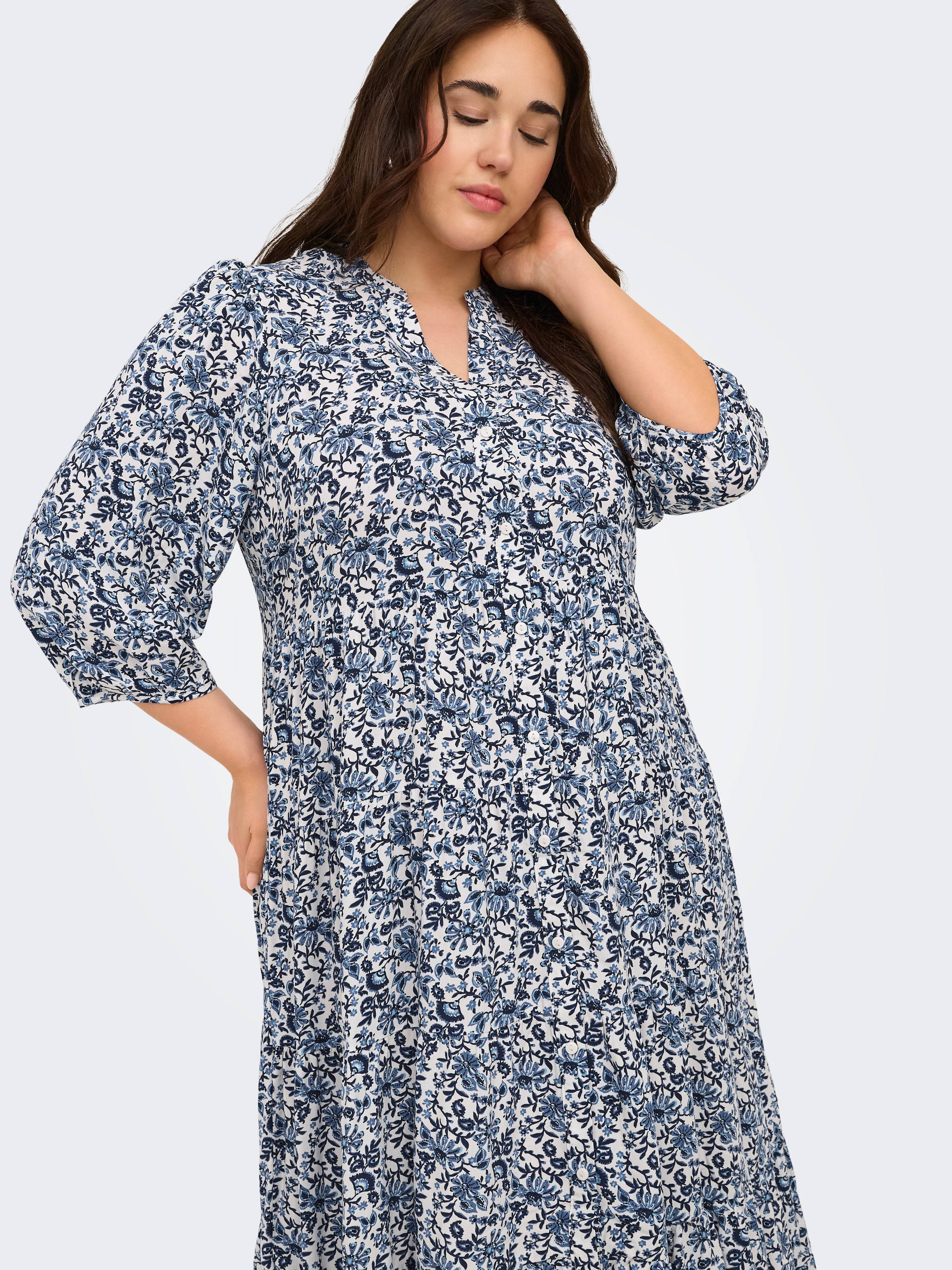 ONLY CARMAKOMA Tunikakleid »CARMILANA 3/4 DRESS WVN NOOS« Sommerkleid aus Viskose, lockere Passform