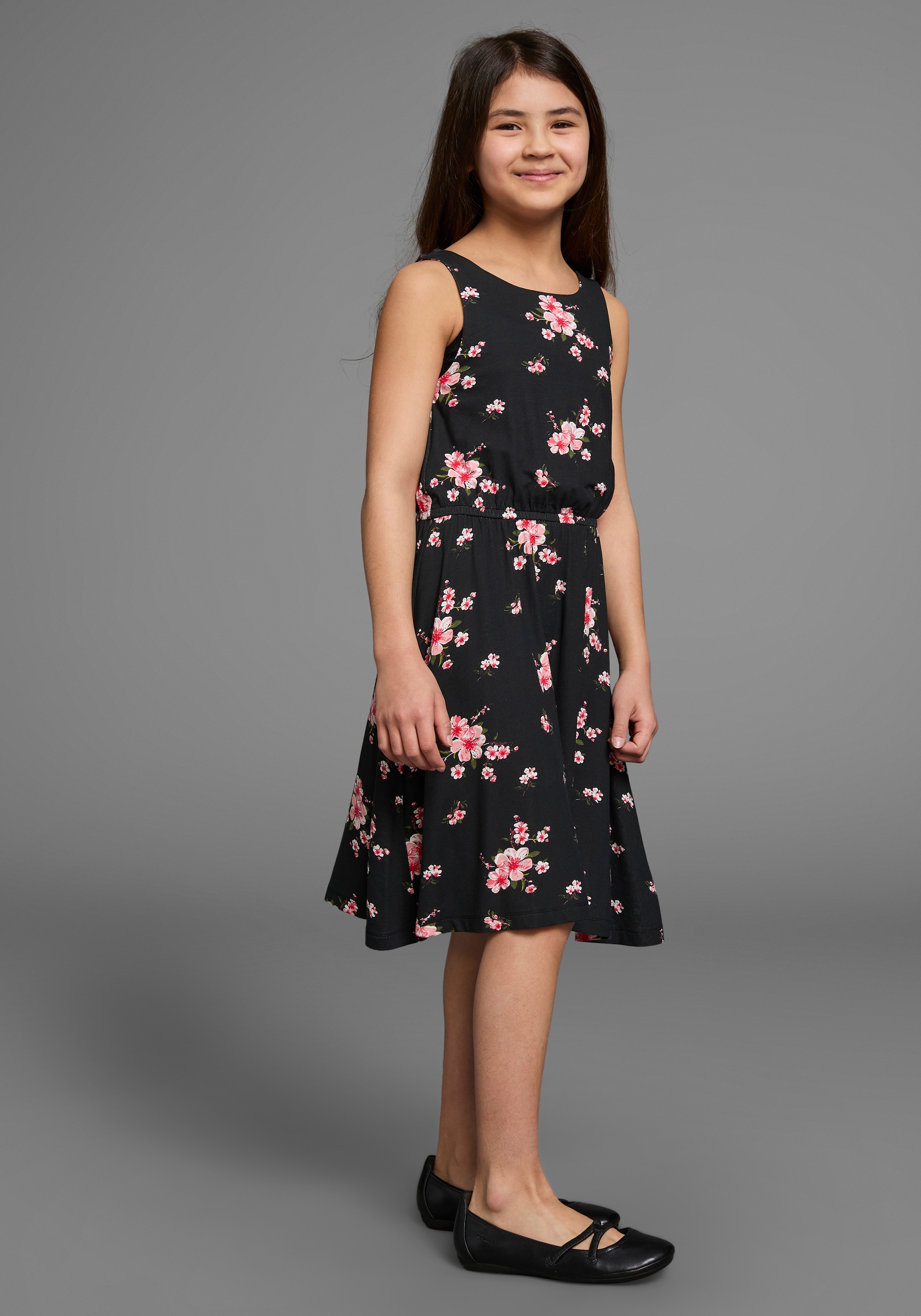 KIDSWORLD Jerseykleid »für Mädchen«, sommerlich, kniefrei, floral, aus Viskosemischung, ärmellos