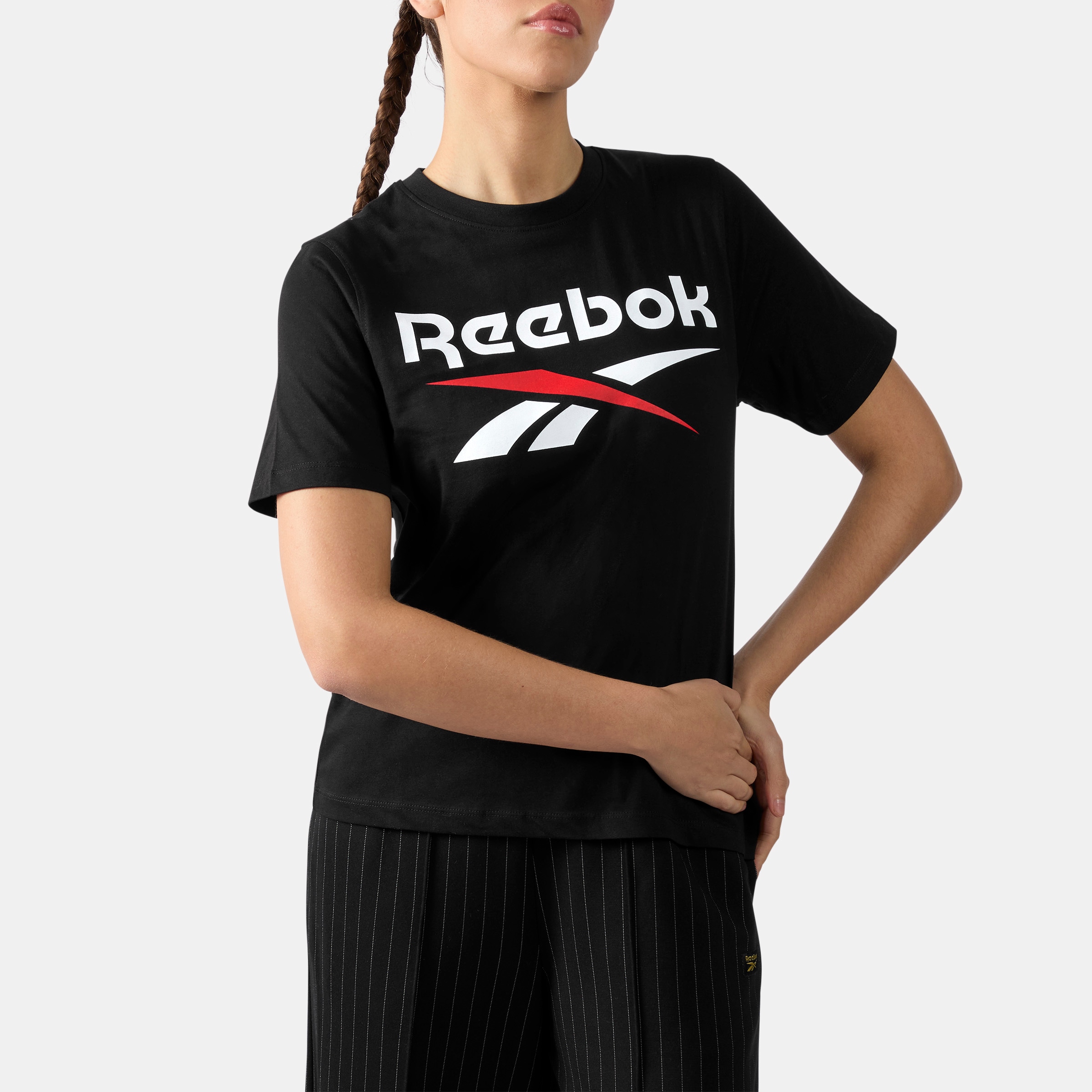 Reebok T-Shirt »WREN 2 COLOUR LOGO CREW SS TEE« sportlicher Stil, klassischer Schnitt, aus Baumwolle