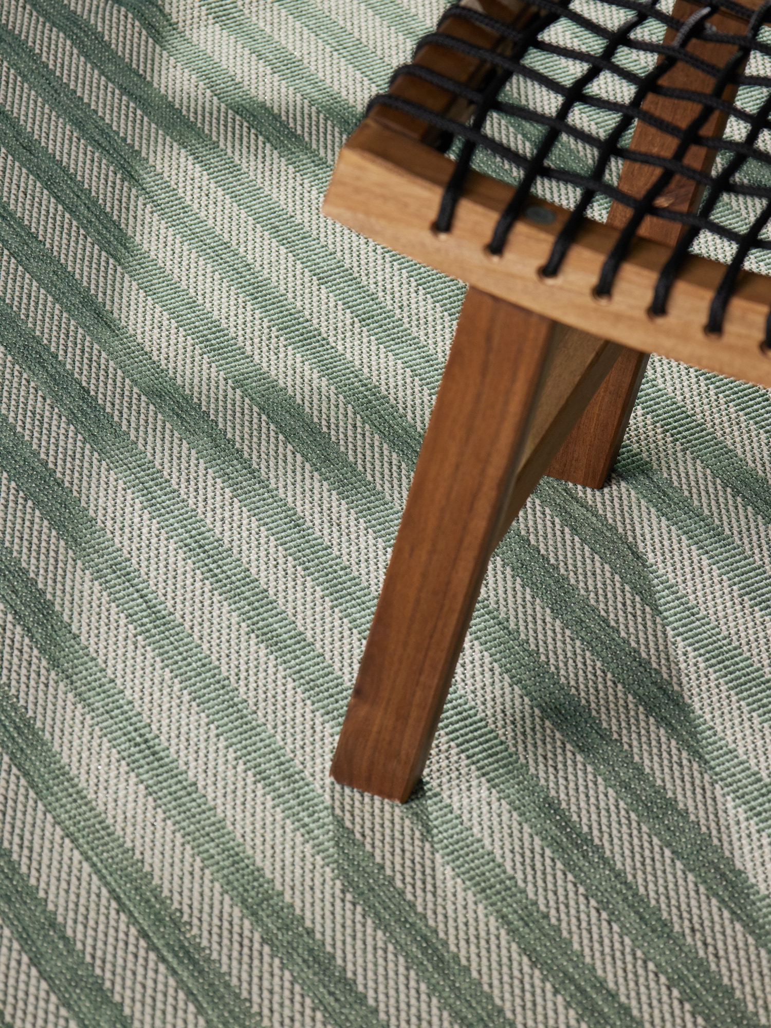 Ted Baker Teppich »Linley , Wendeteppich« rechteckig 8 mm Höhe Designteppich, Wetterfest, Pflegeleicht, Modern, Wohnzimmer, Terrasse