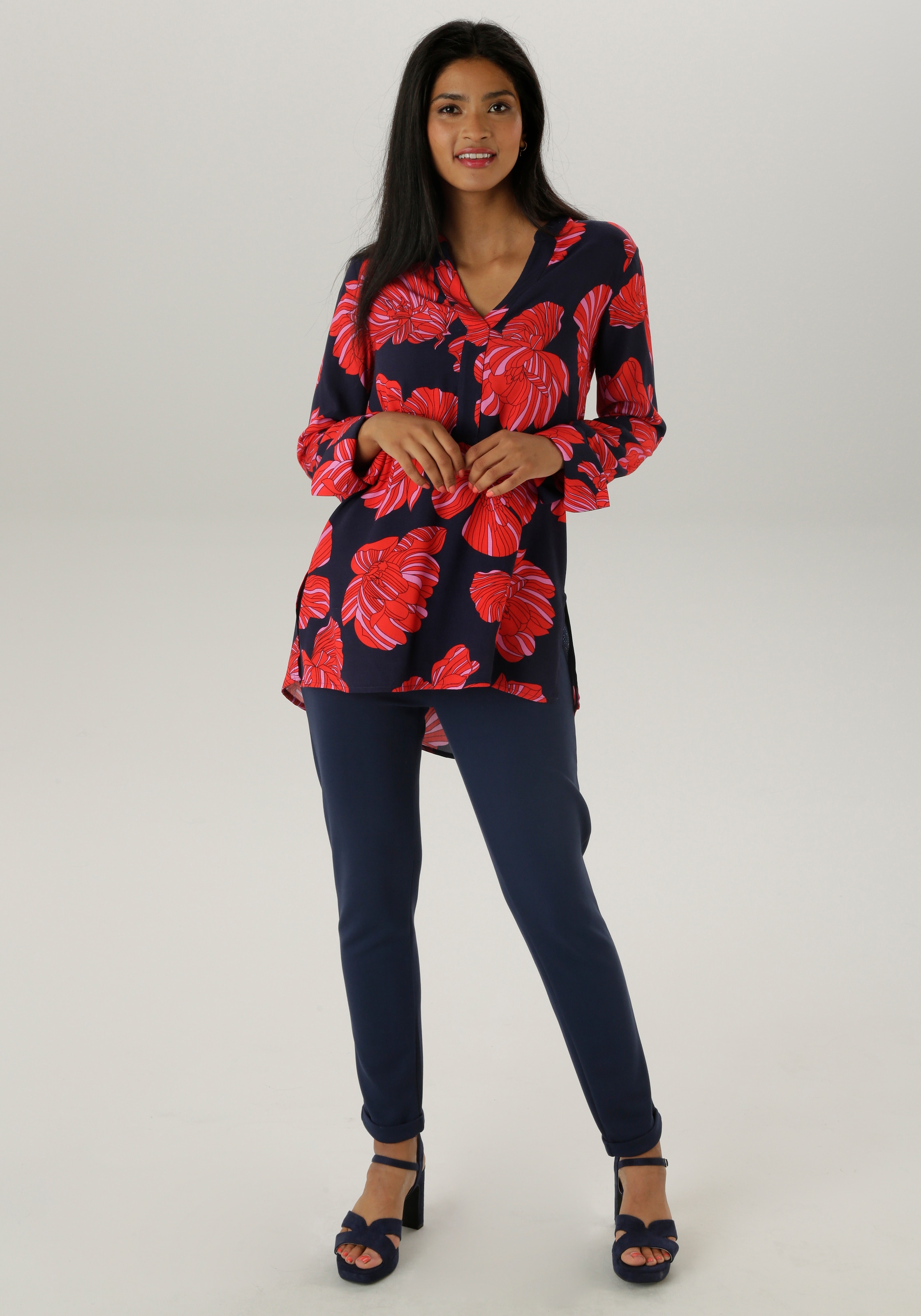 Aniston SELECTED Longbluse, mit ausgefallenen Blütendruck