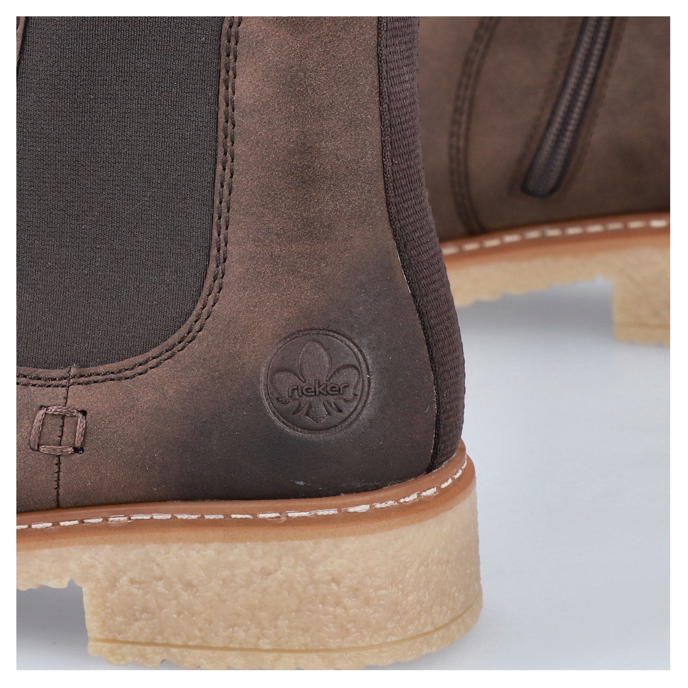 Rieker Winterstiefelette, Chelseaboots, Used-Look, mit Innenreißverschluss und Stretcheinsatz