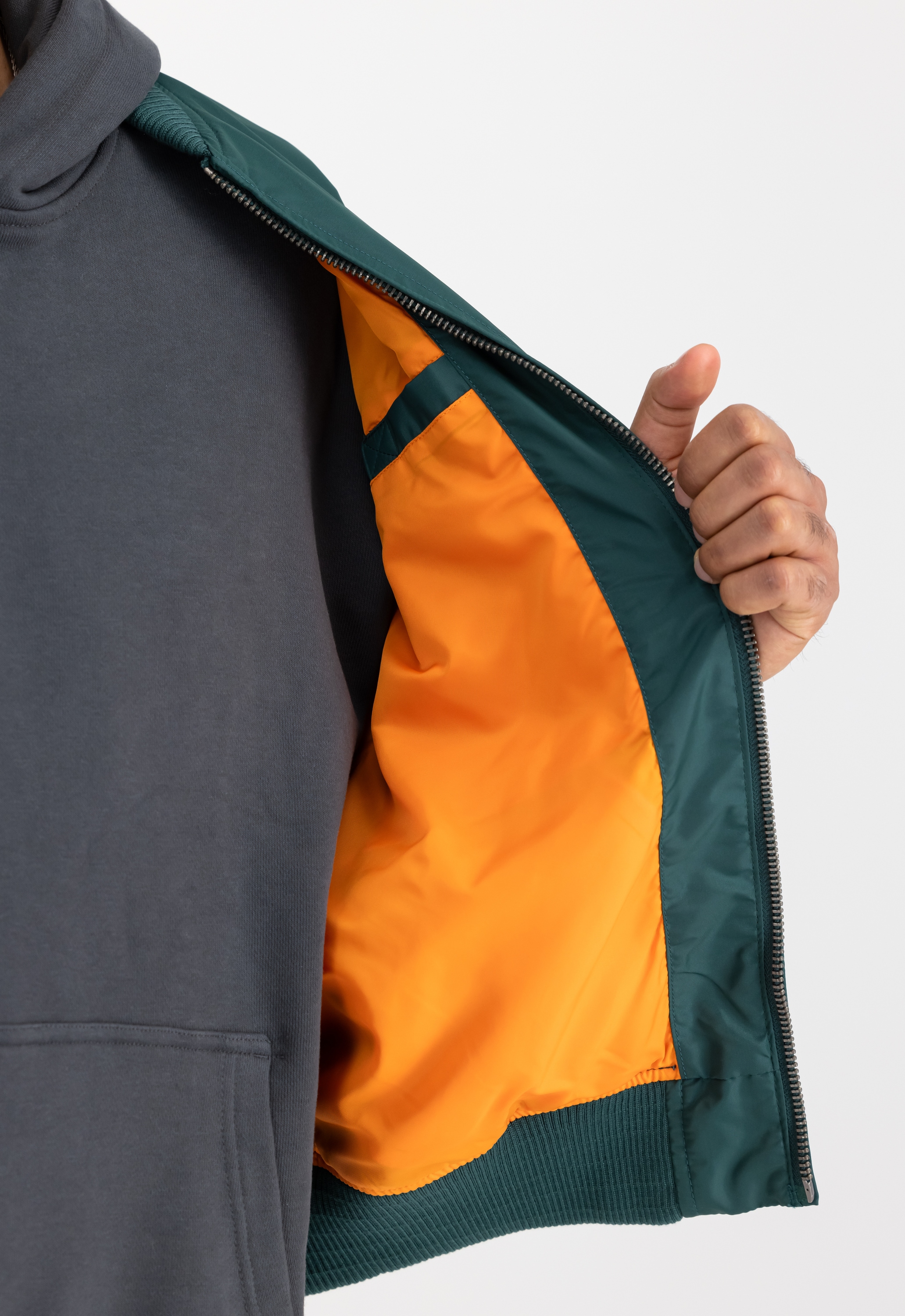 Alpha Industries Bomberjacke »MA-1 TT Light«