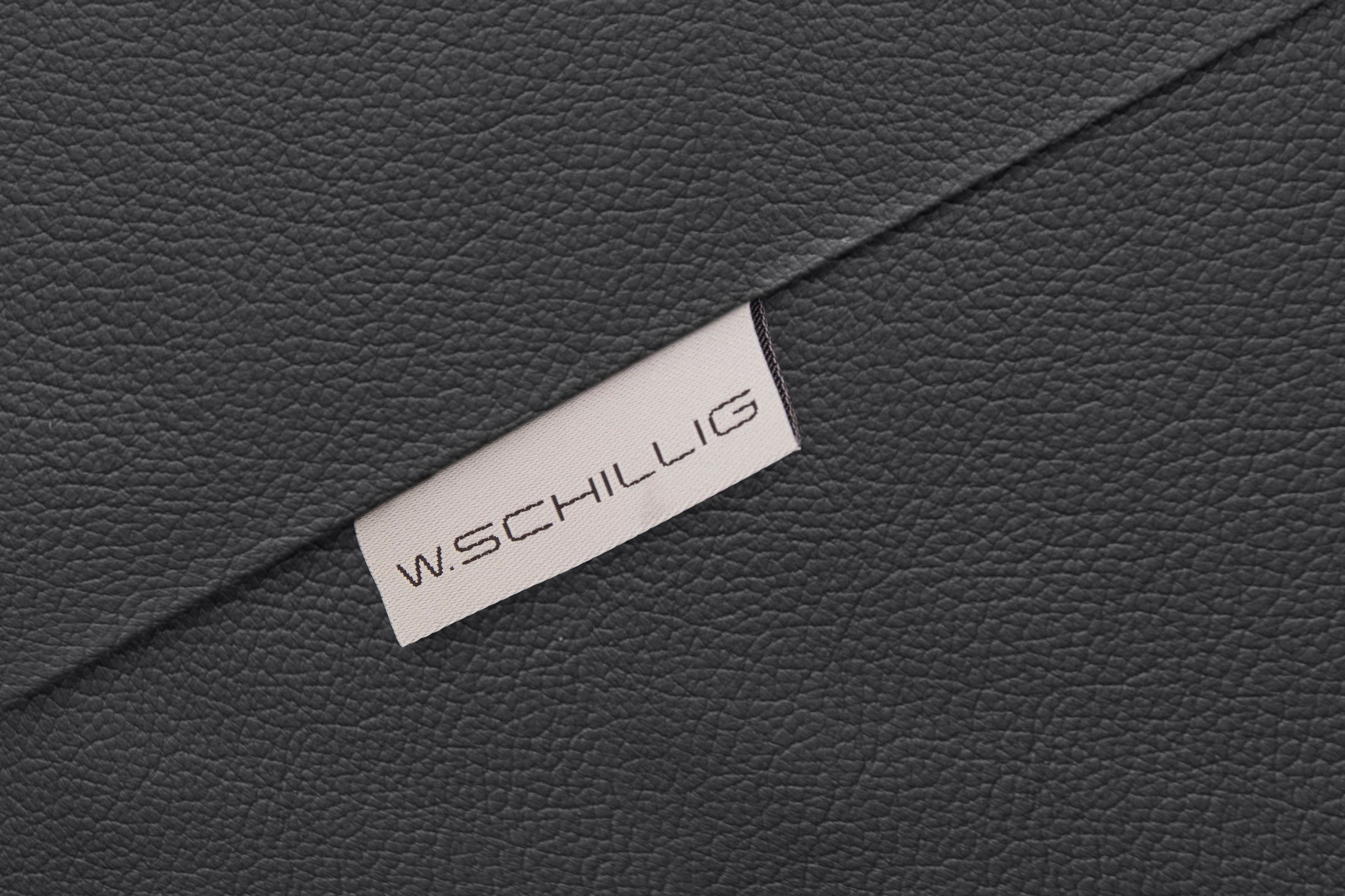 W.SCHILLIG Ecksofa »finn, toller Sitzkomfort, L-Form, hochwertige Verarbeitungsdetails«, German Design Award 2016, Fußgestell Chrom glänzend, Breite 281 cm