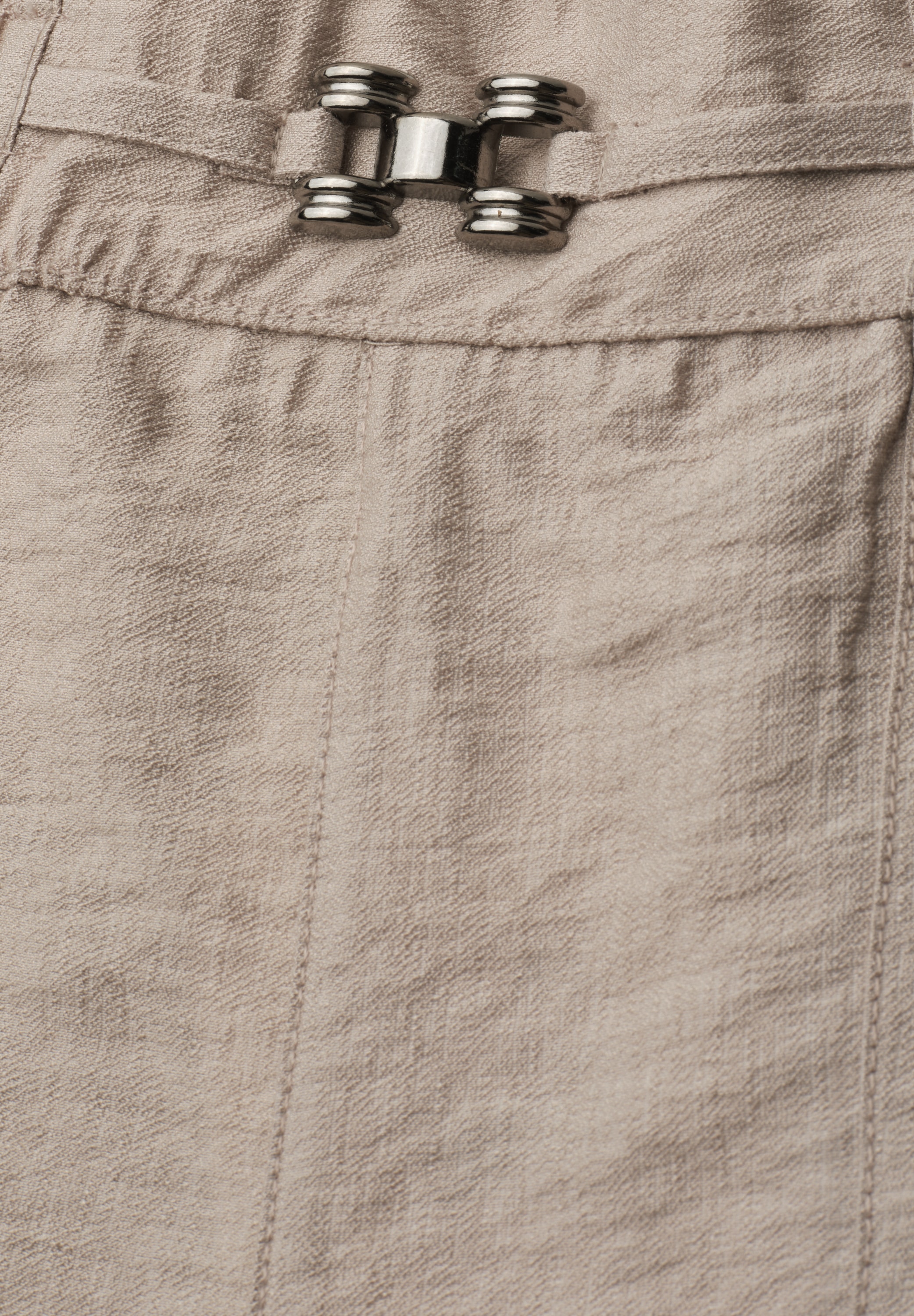 STREET ONE Stoffhose »Style Bonny«  Slim Leg Hose im Loose Fit mit Gürteldetail